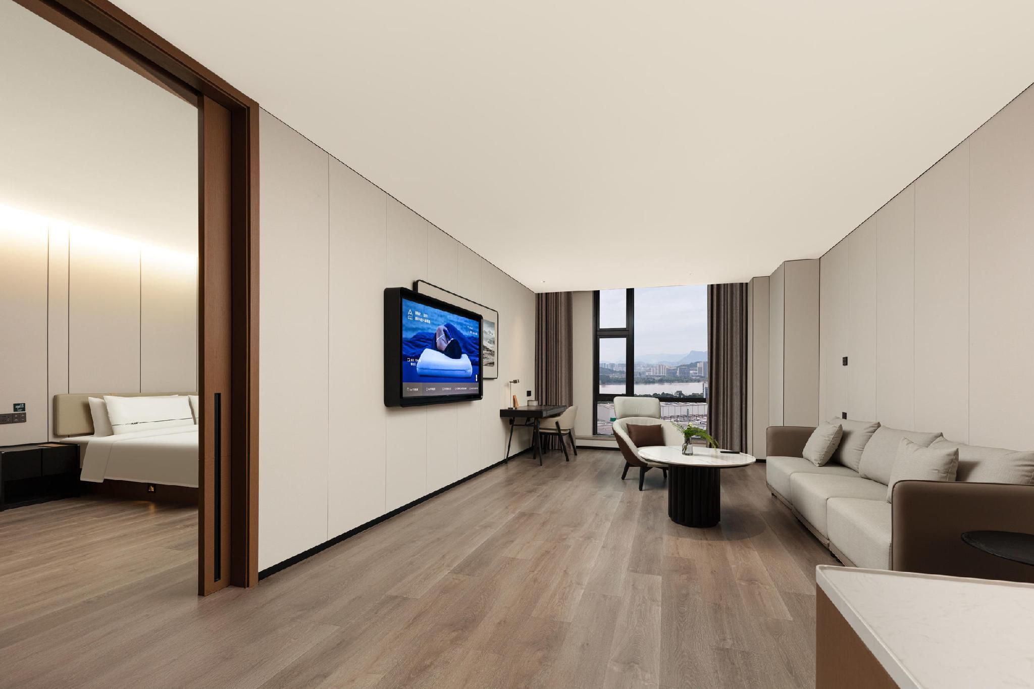 Premier Suite with River View