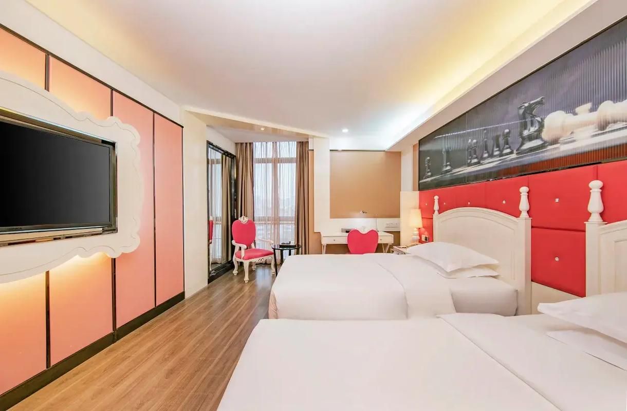 2 Bed Twin Superior Room