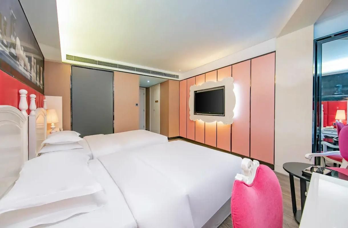 2 Bed Twin Superior Room