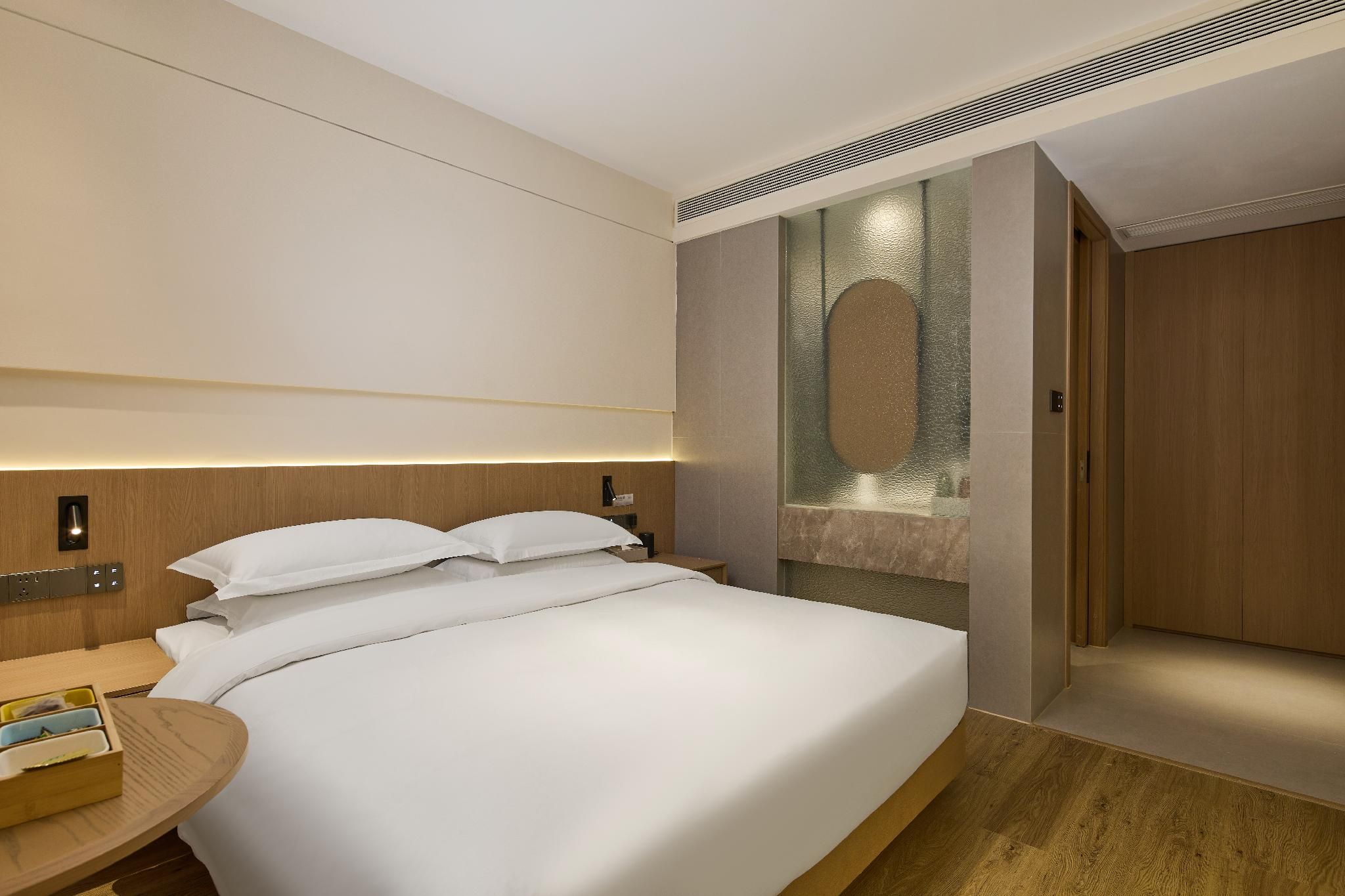 Smart Room with Double Bed