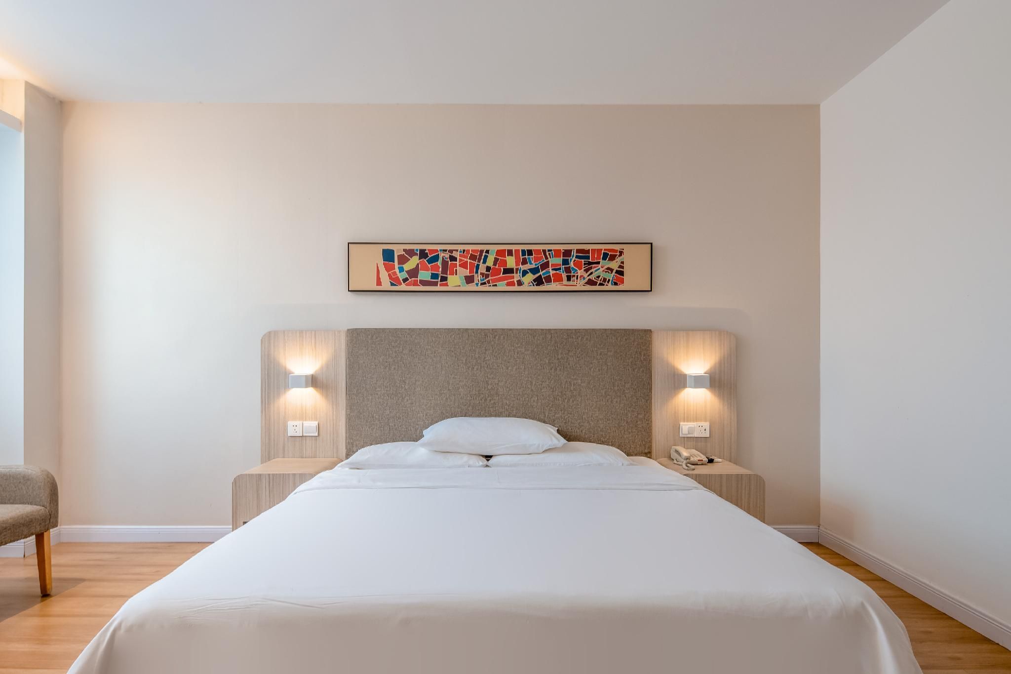 Huazhu - Superior BedRoom