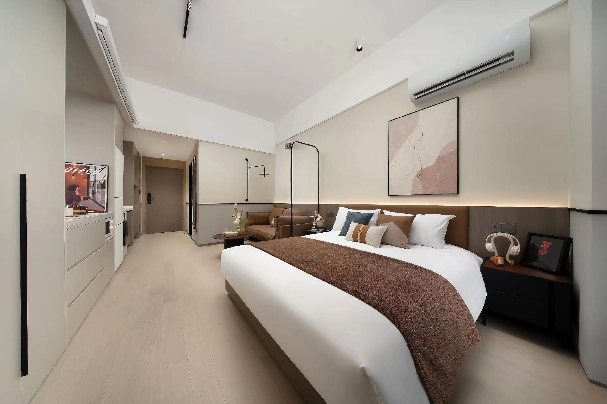 Huazhu - Deluxe Single Room Apartment