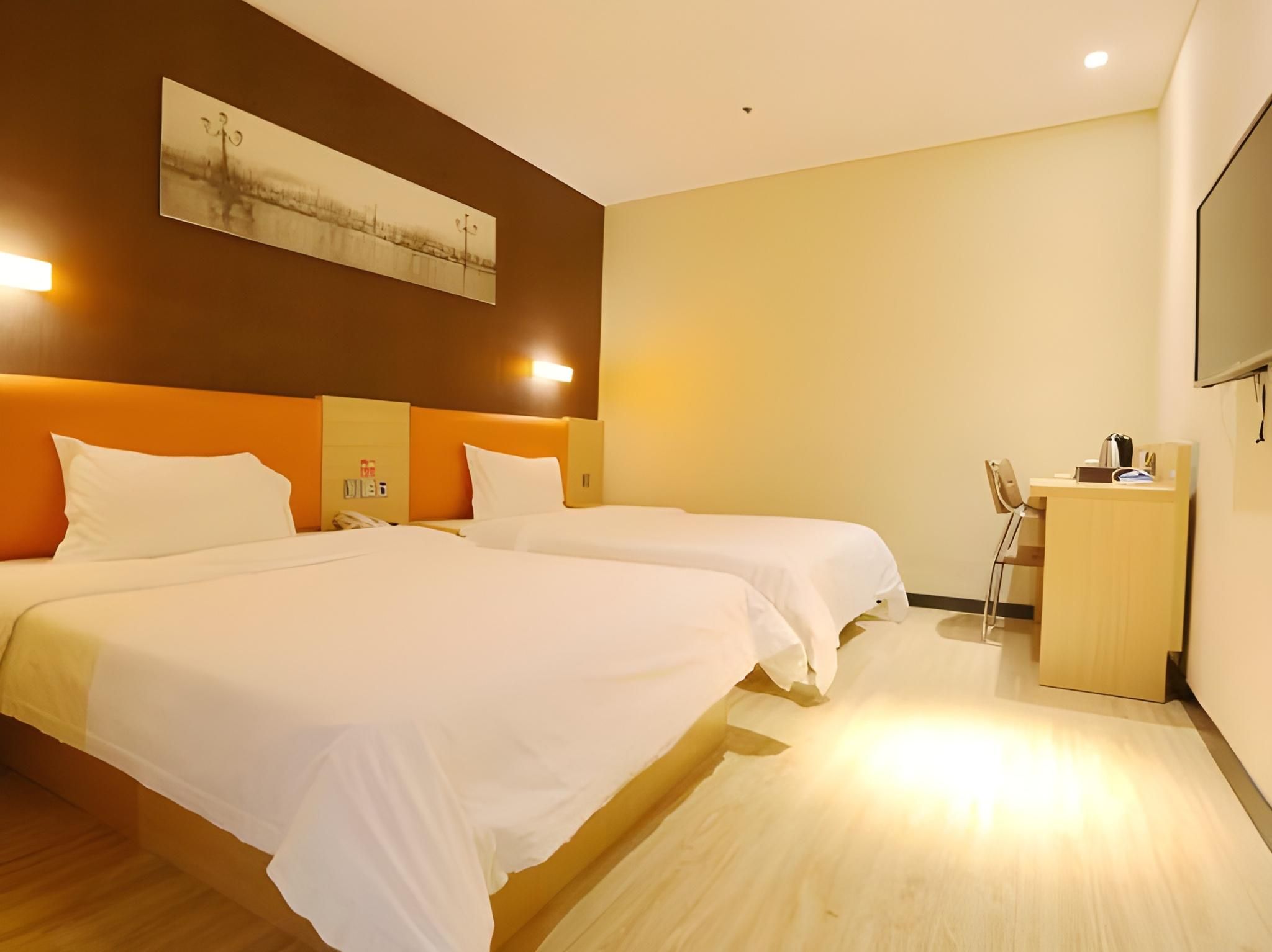 Featured Twin Room