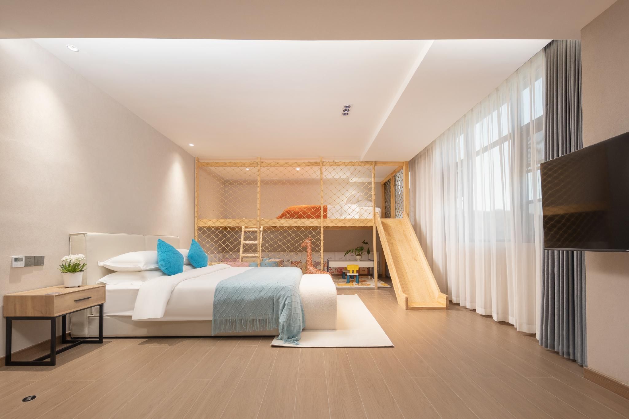 Family Triple Room for 3 People - Non-Smoking