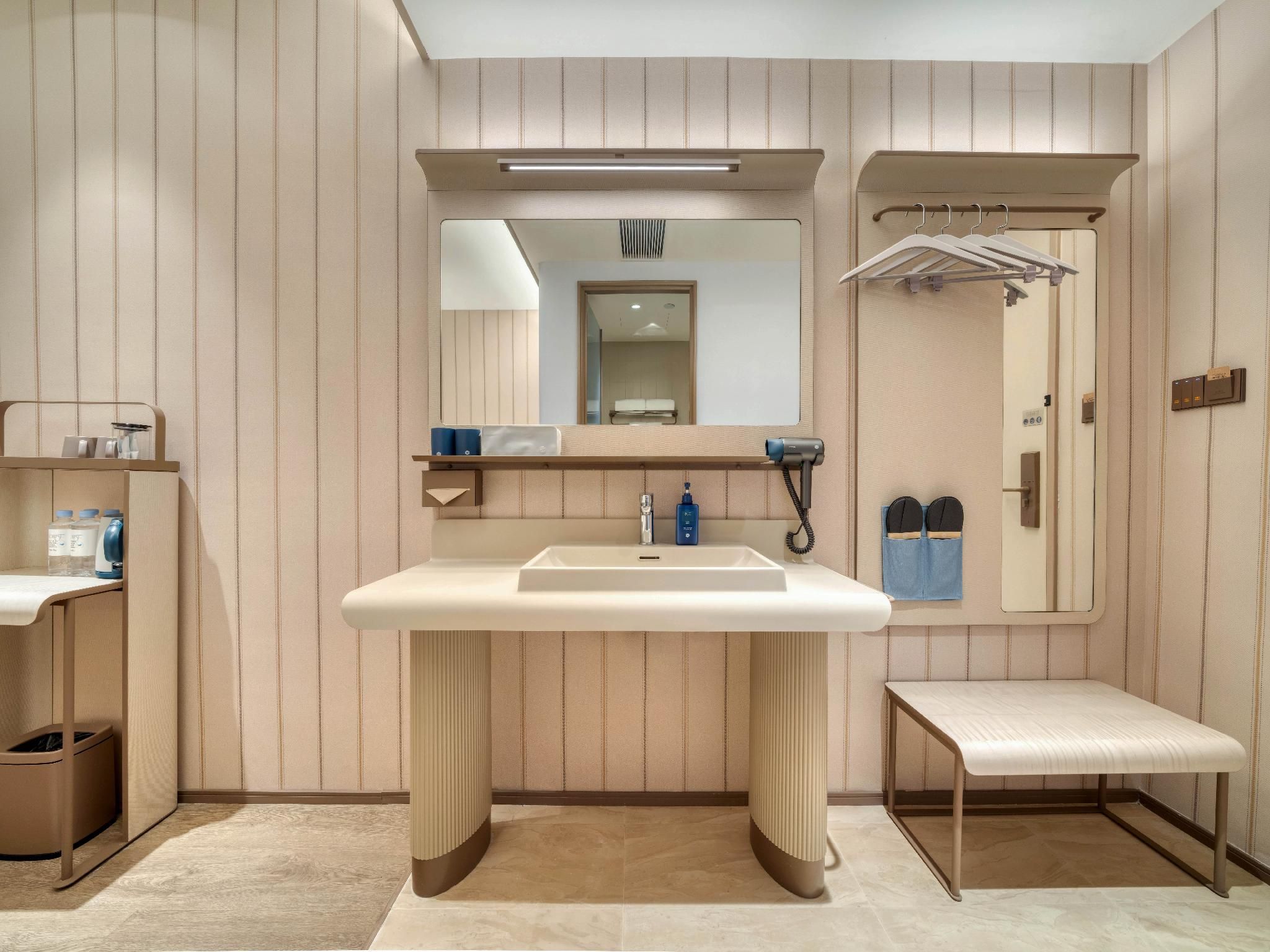 Hanting Hotel Ningbo Jiangbei Wanda Plaza Huazhu - Superior Twin 3