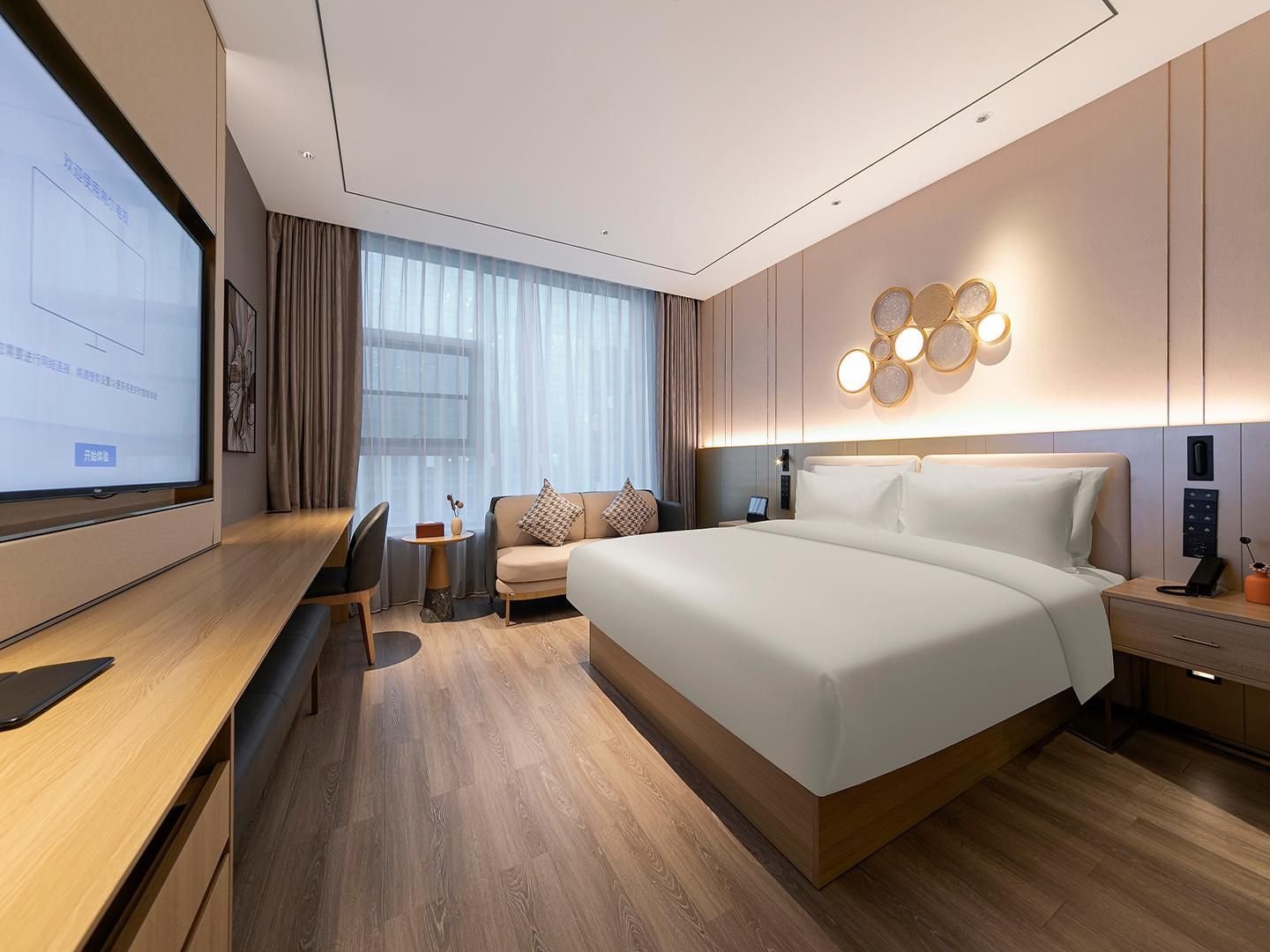 Huazhu - Yueruo Liujin Bed Room