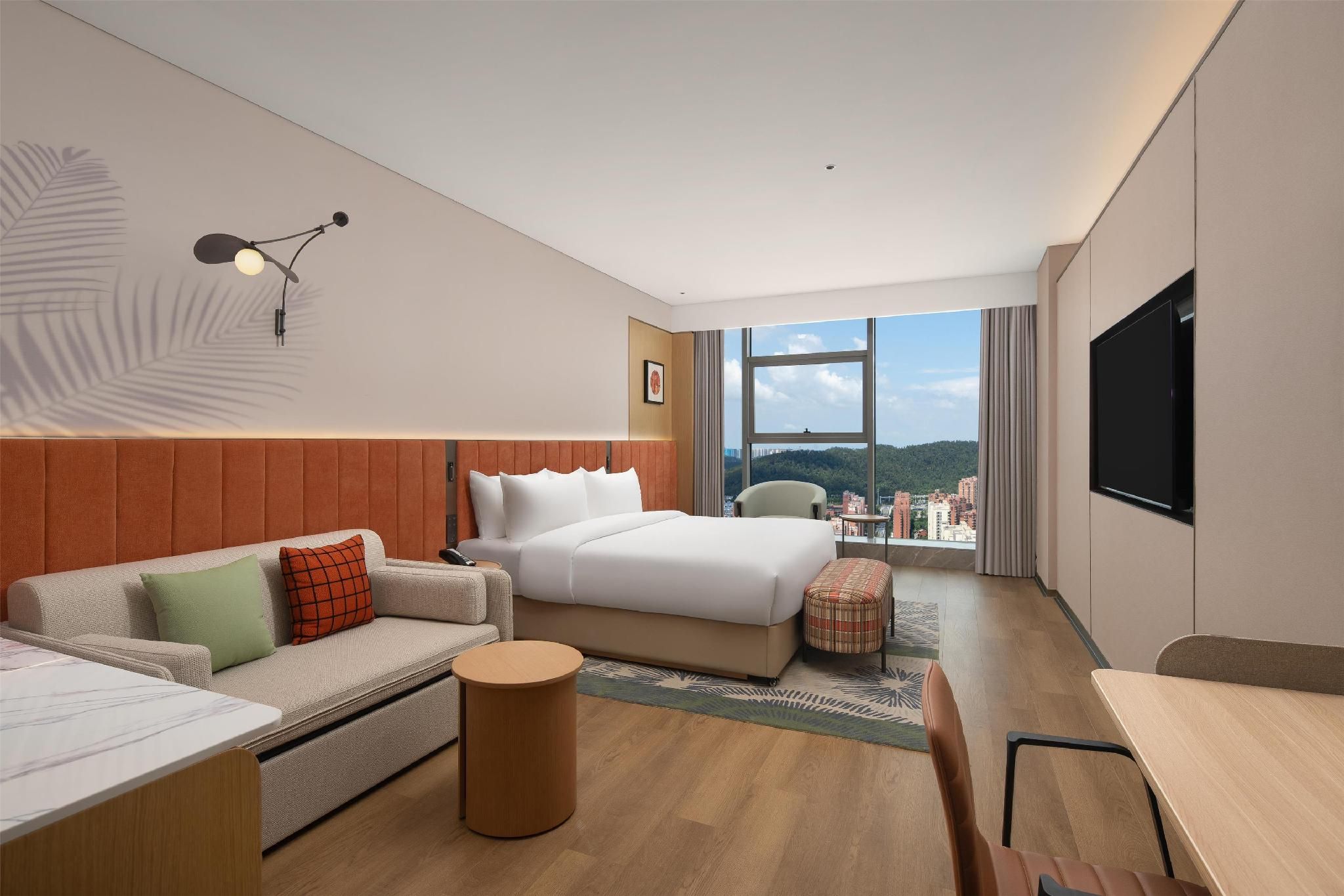 King Guest Room with Sofa Bed