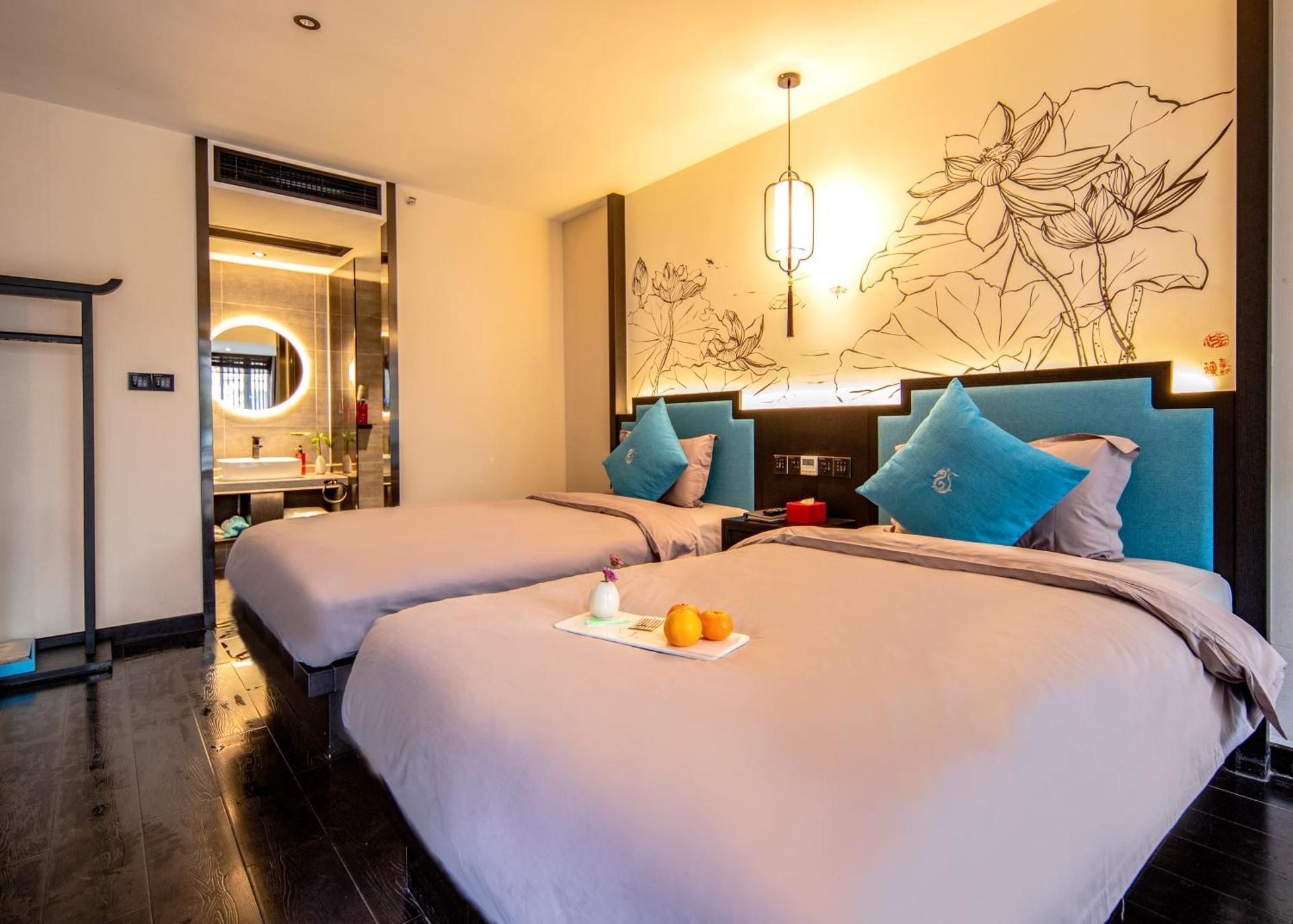 Standard Twin Room