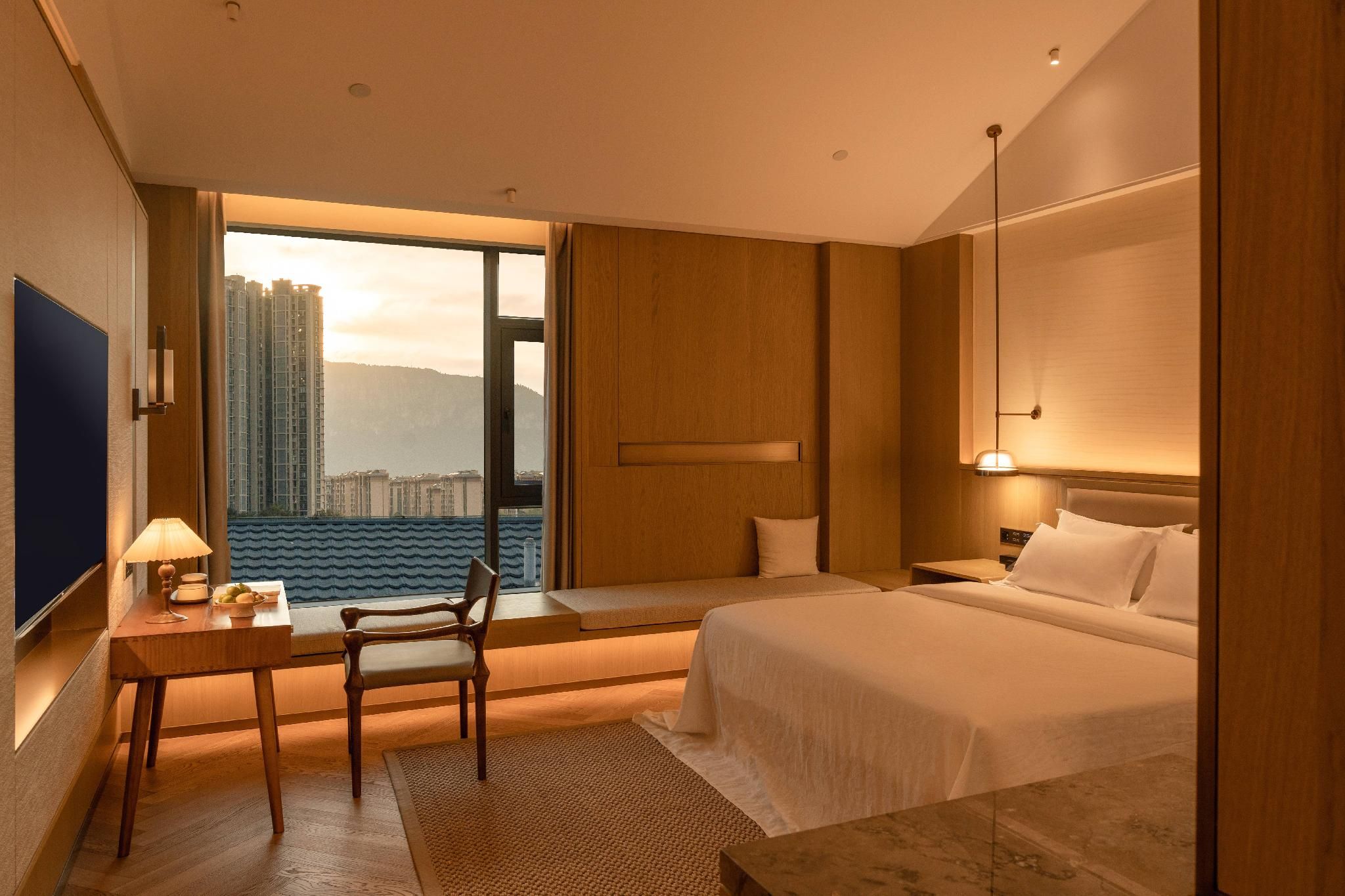 Queen Room with Balcony