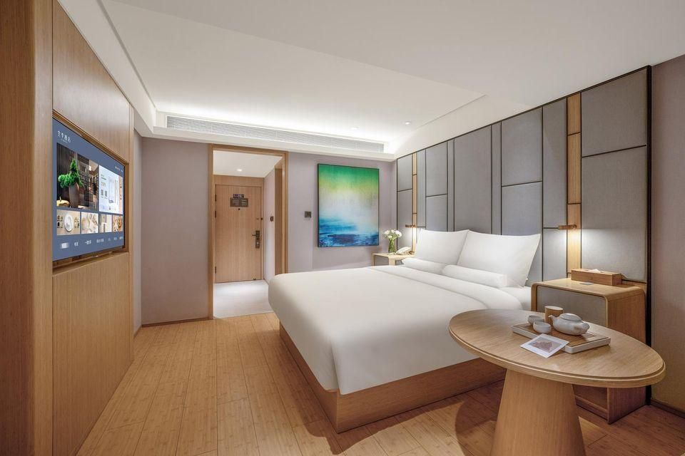 Hotel Queen Room