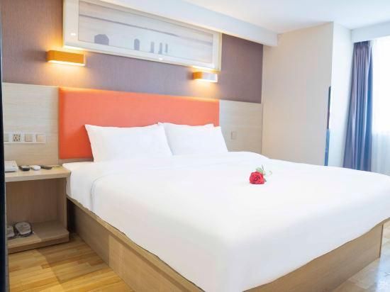 Select You Ter Room