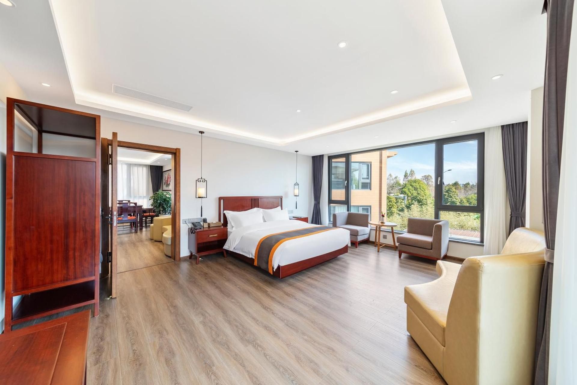 Superior Suite