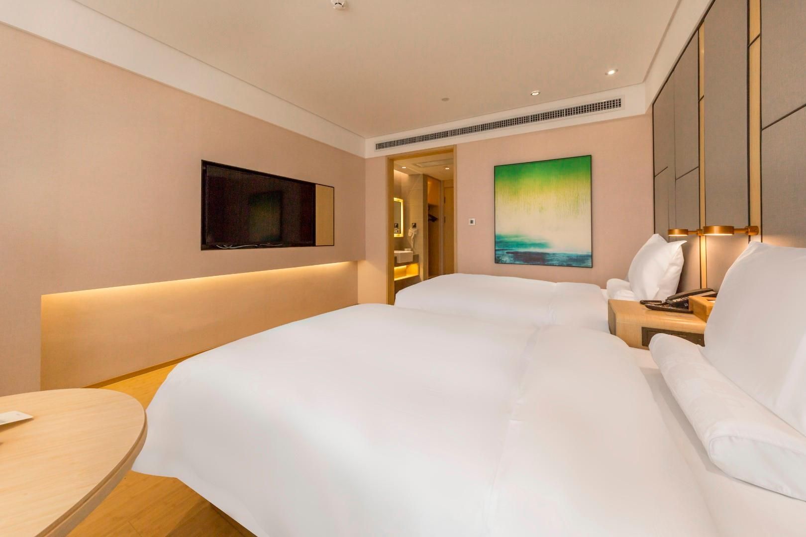 Zero Pressure Twin Room