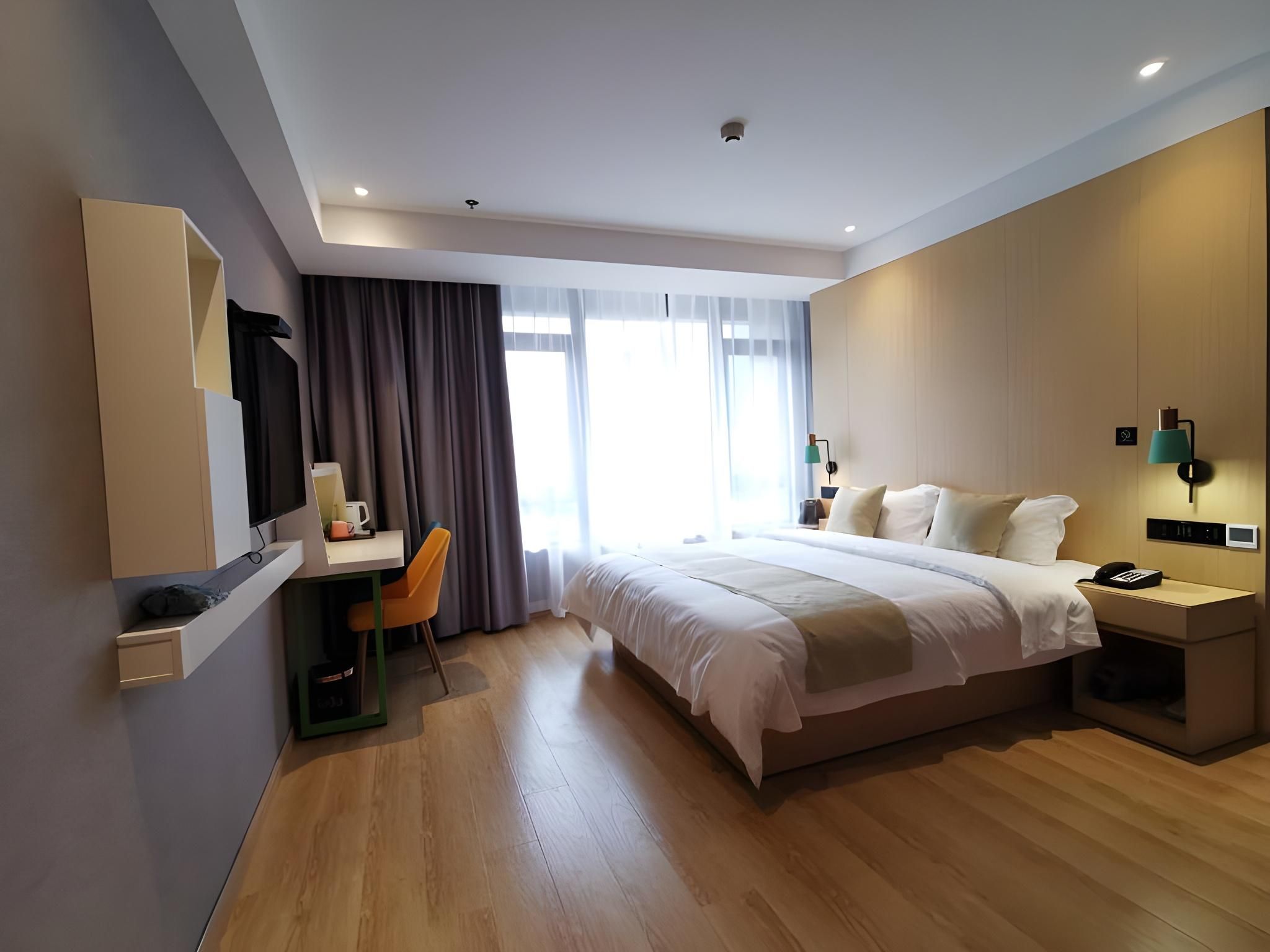 Feature Suite