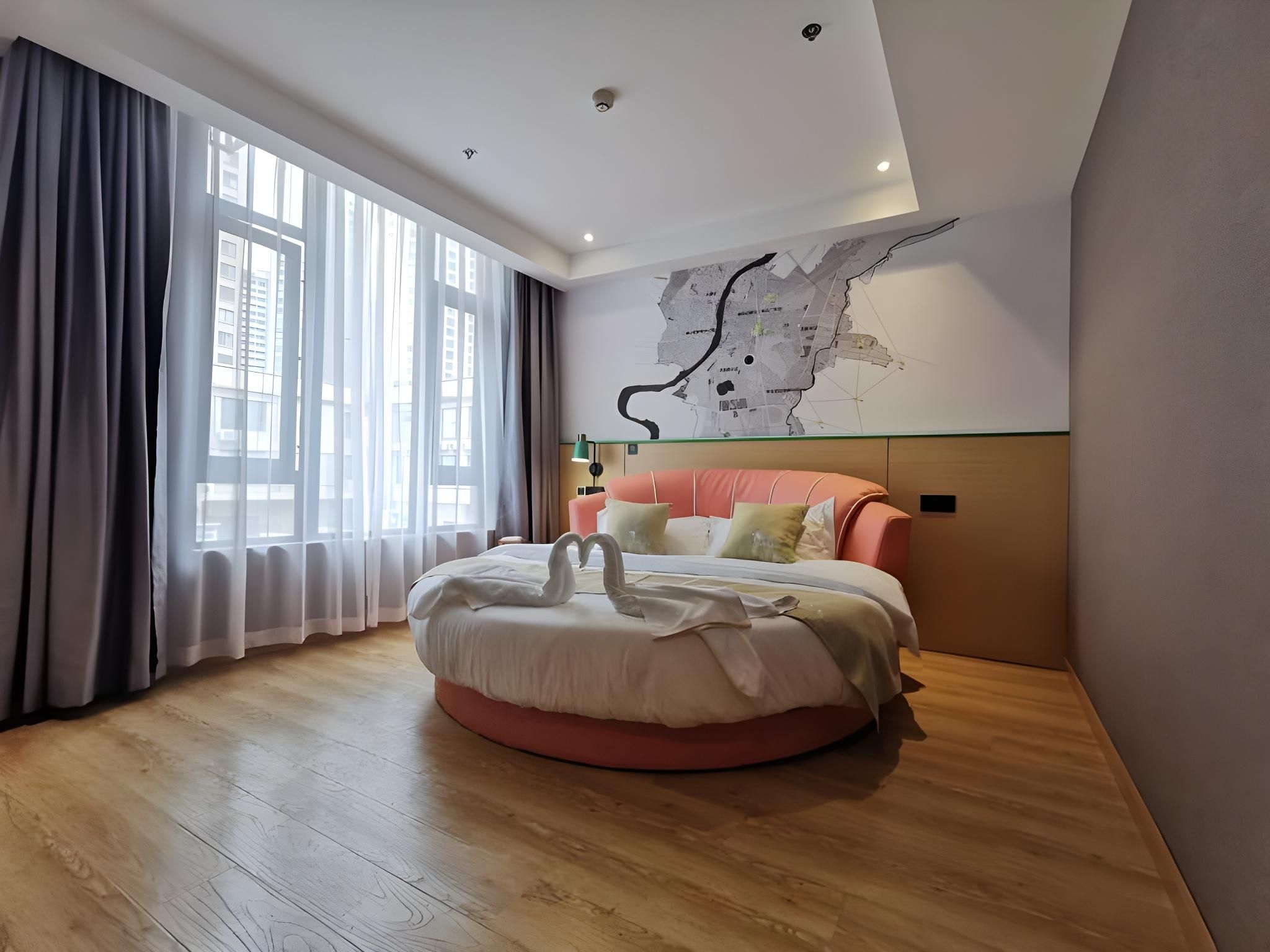 GTI - 1 Bed Room, Round Bed