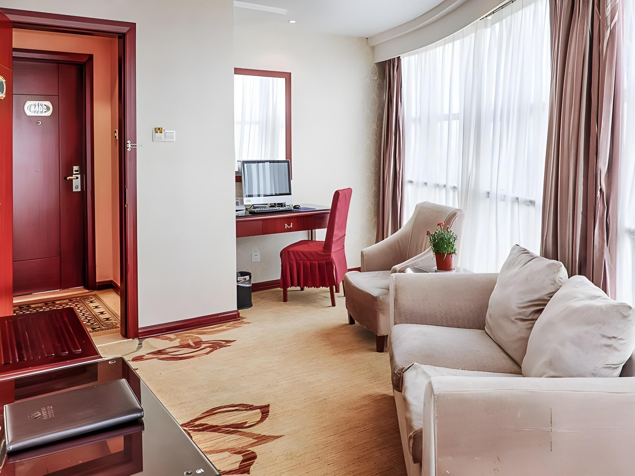 Executive Suite