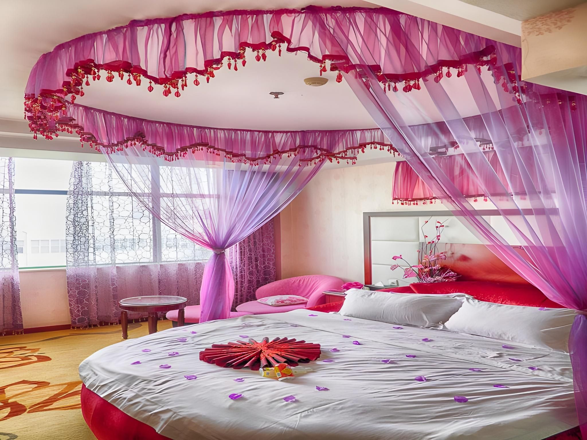 Vienna - Romance Themed Bed Room