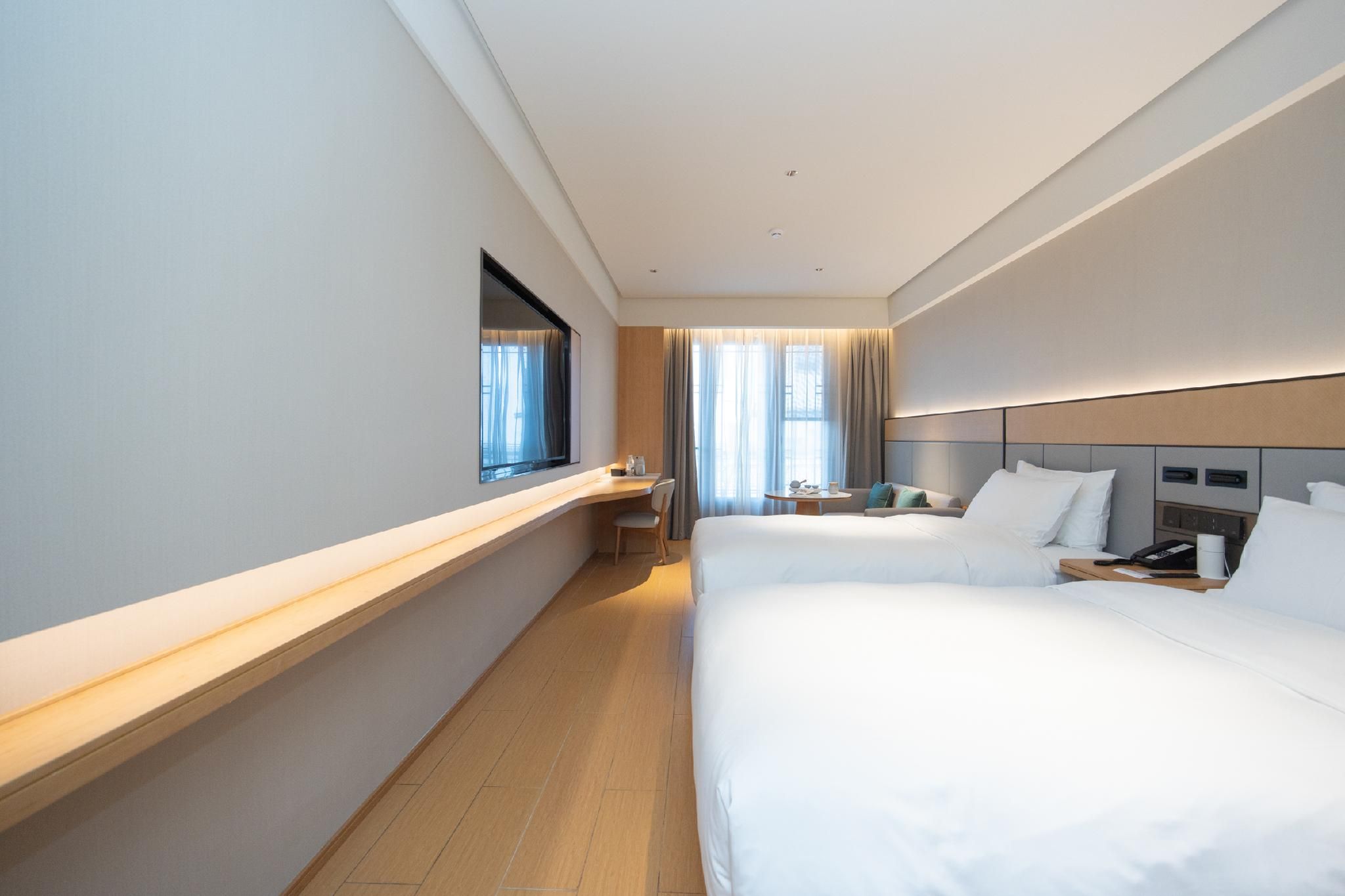 Huazhu - Twin Room With View