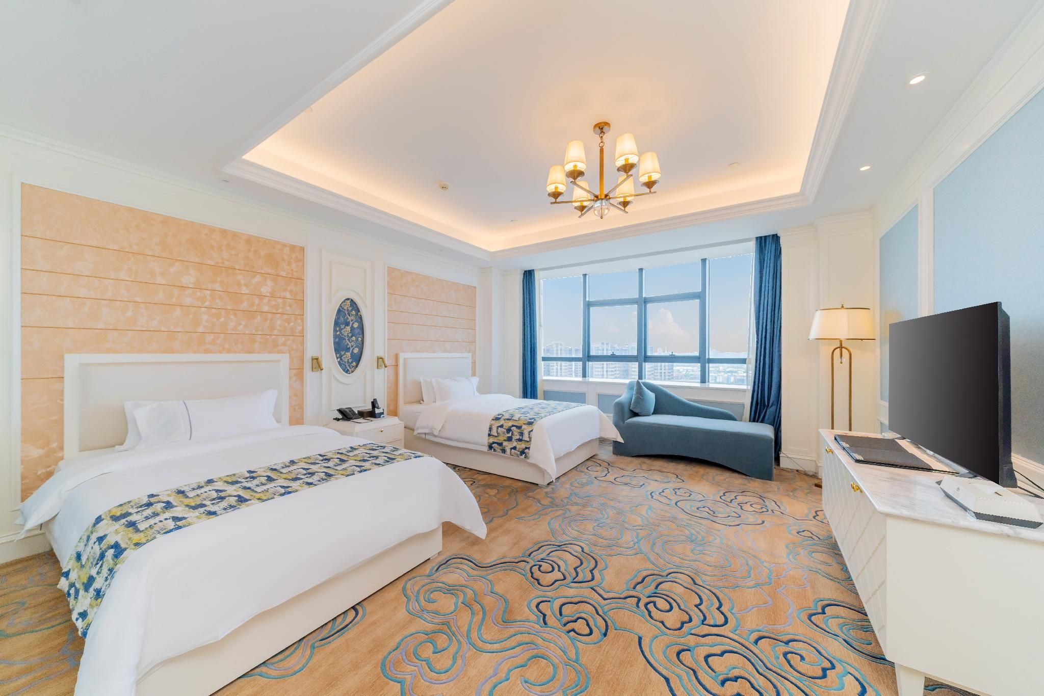 Little Suite