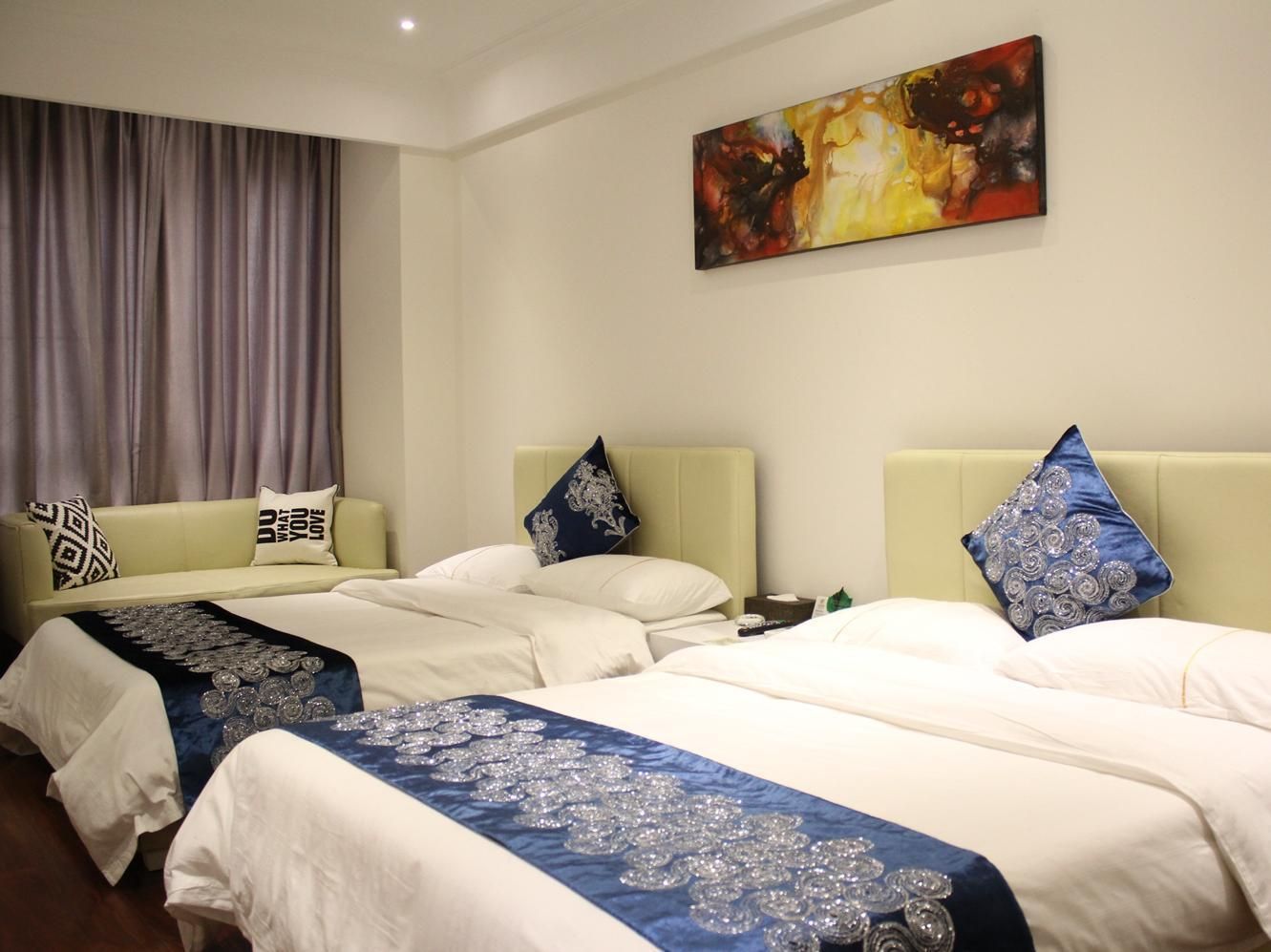 Deluxe Twin Room