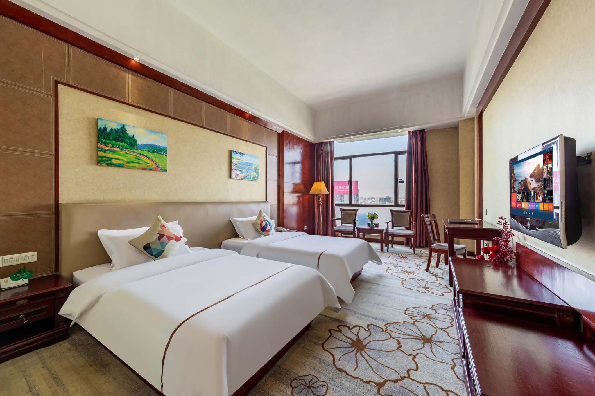 TWIN Standard Twin Room