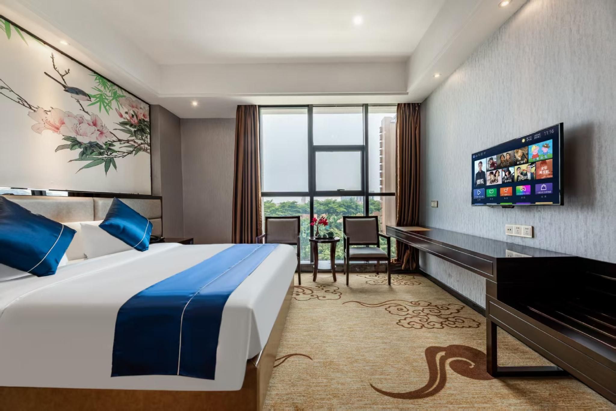 Premier Room