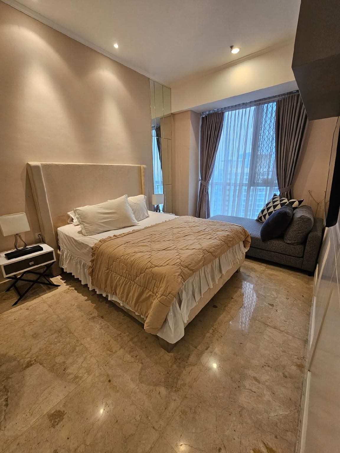 1 Bedroom City Suite