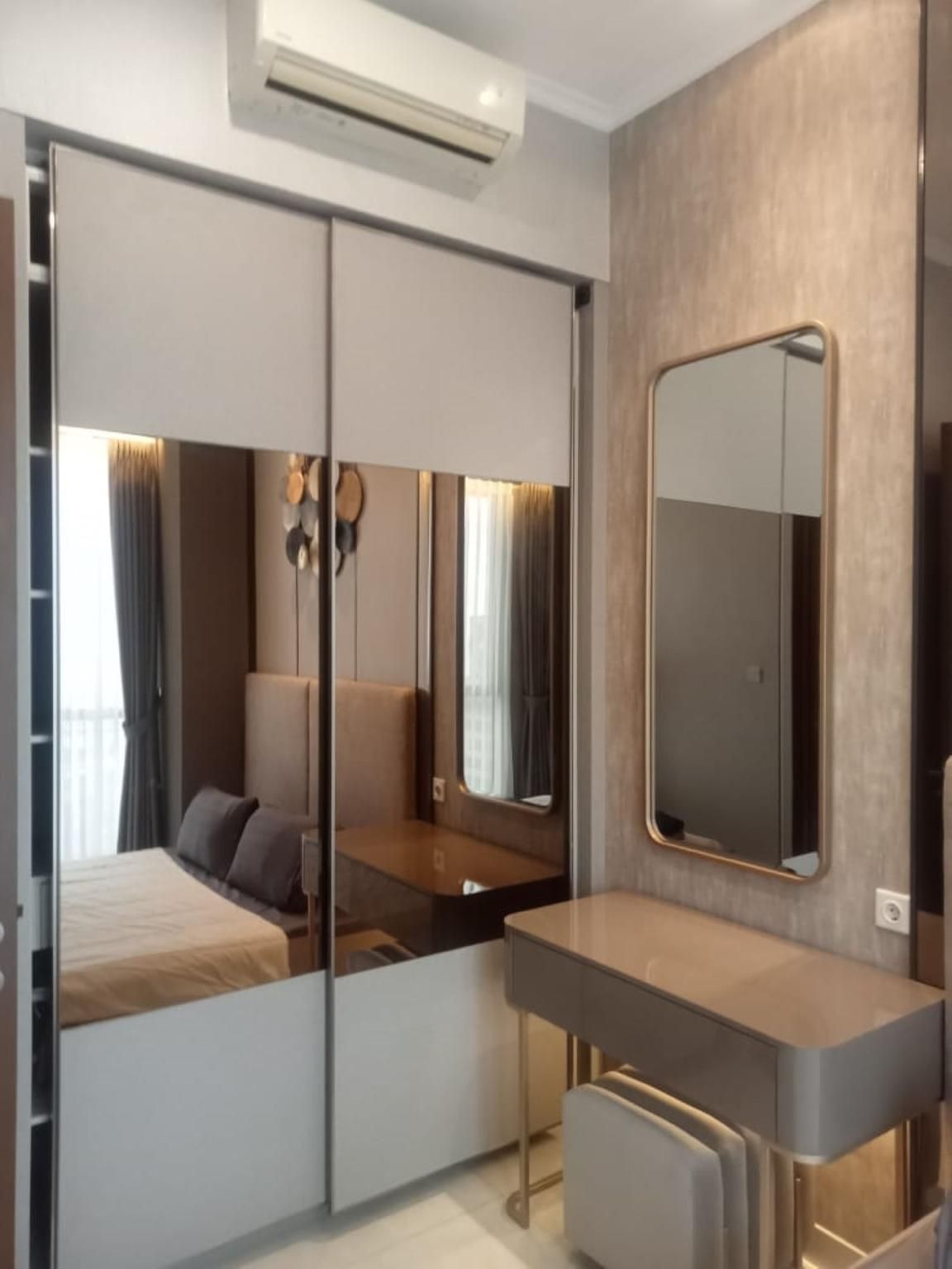 One Bedroom Apartment