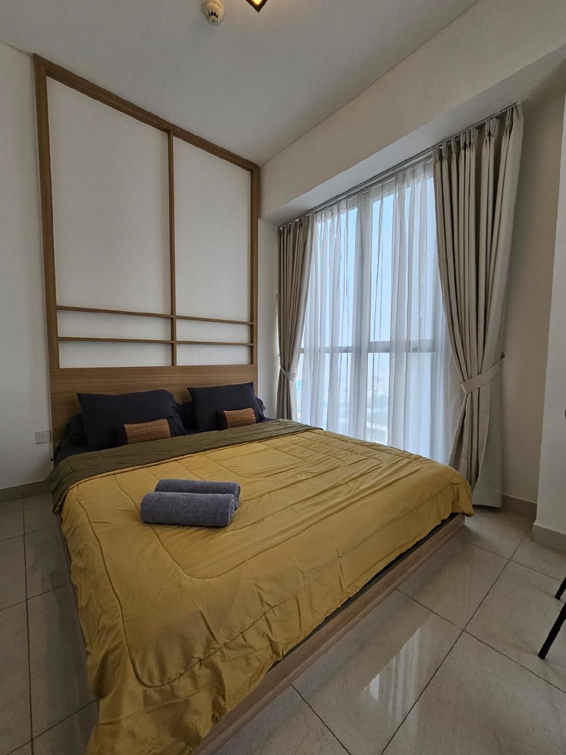 Lux 2-Bedroom Garden View Unit