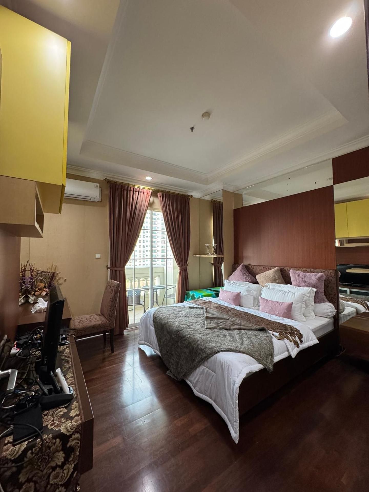 Two-Bedroom Deluxe Apartment