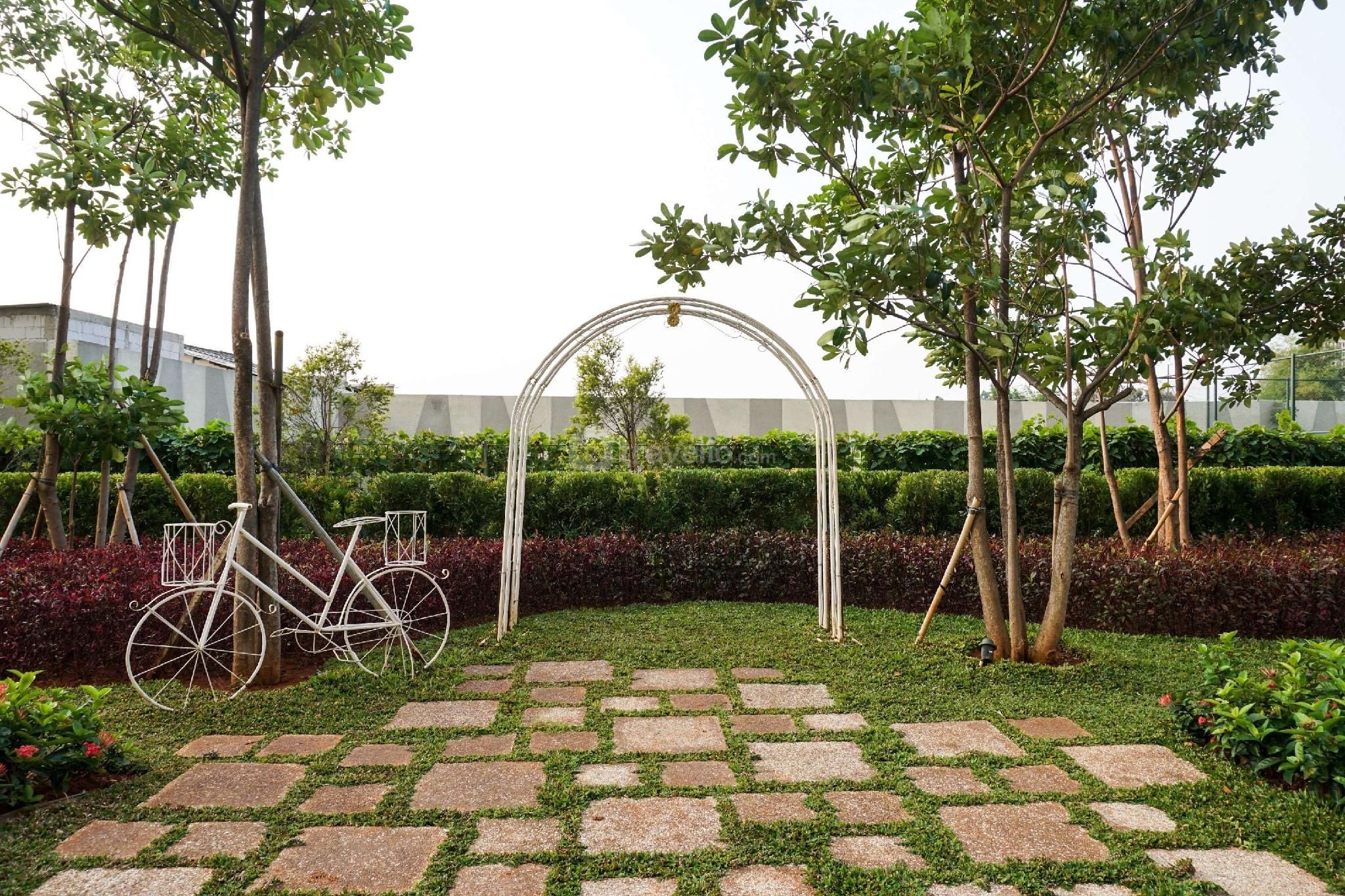 Comfortable Studio at West Vista Apt By Travelio