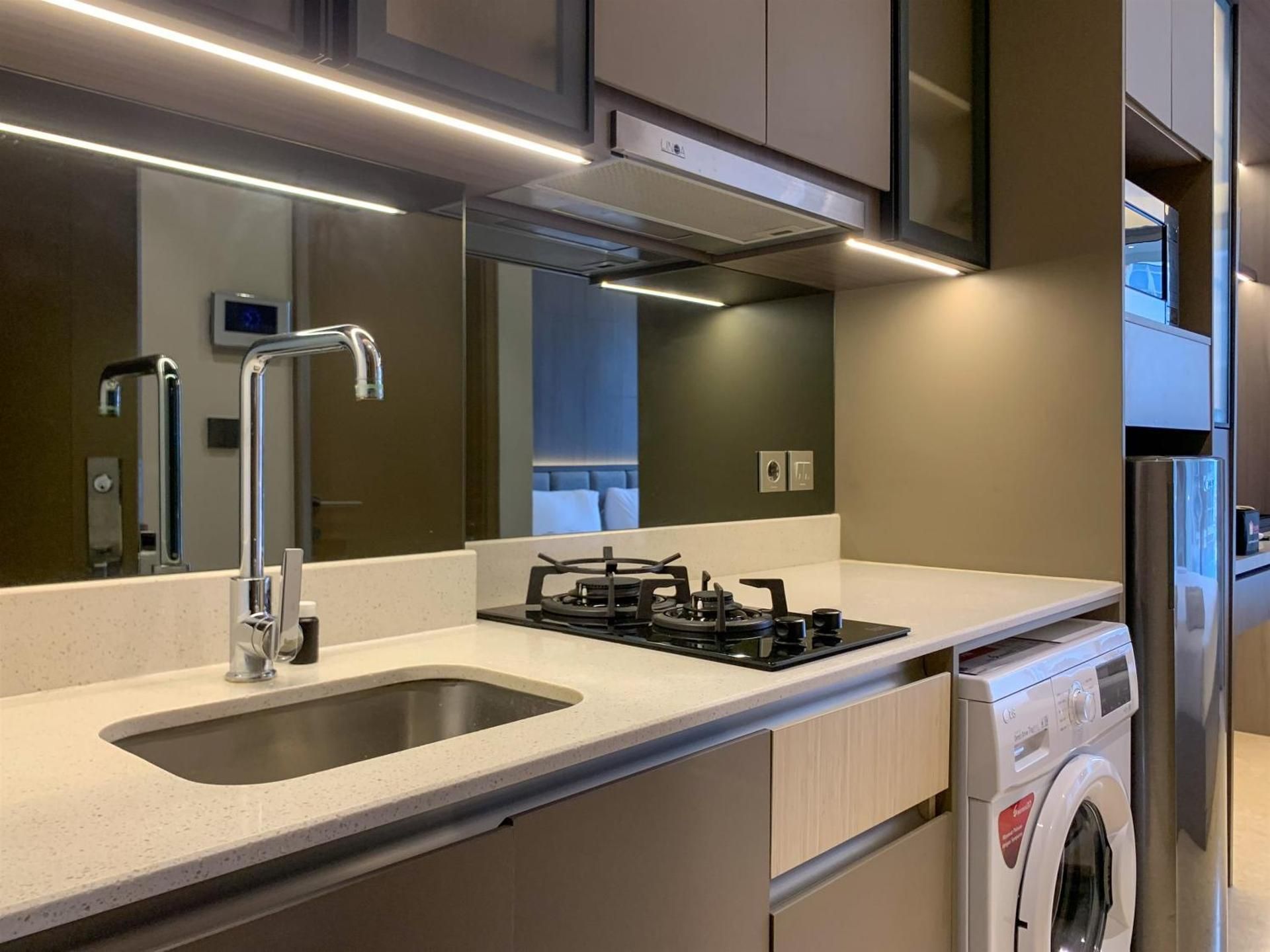 Studio Apartment