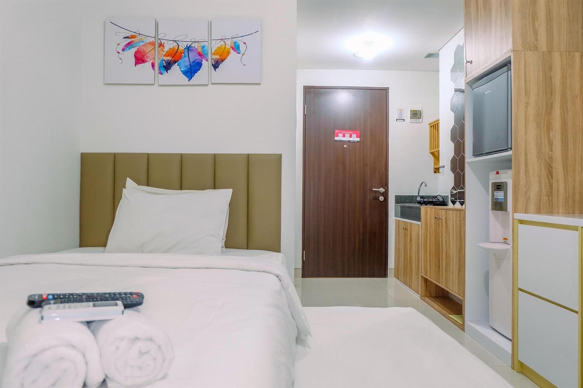 Studio Apartment