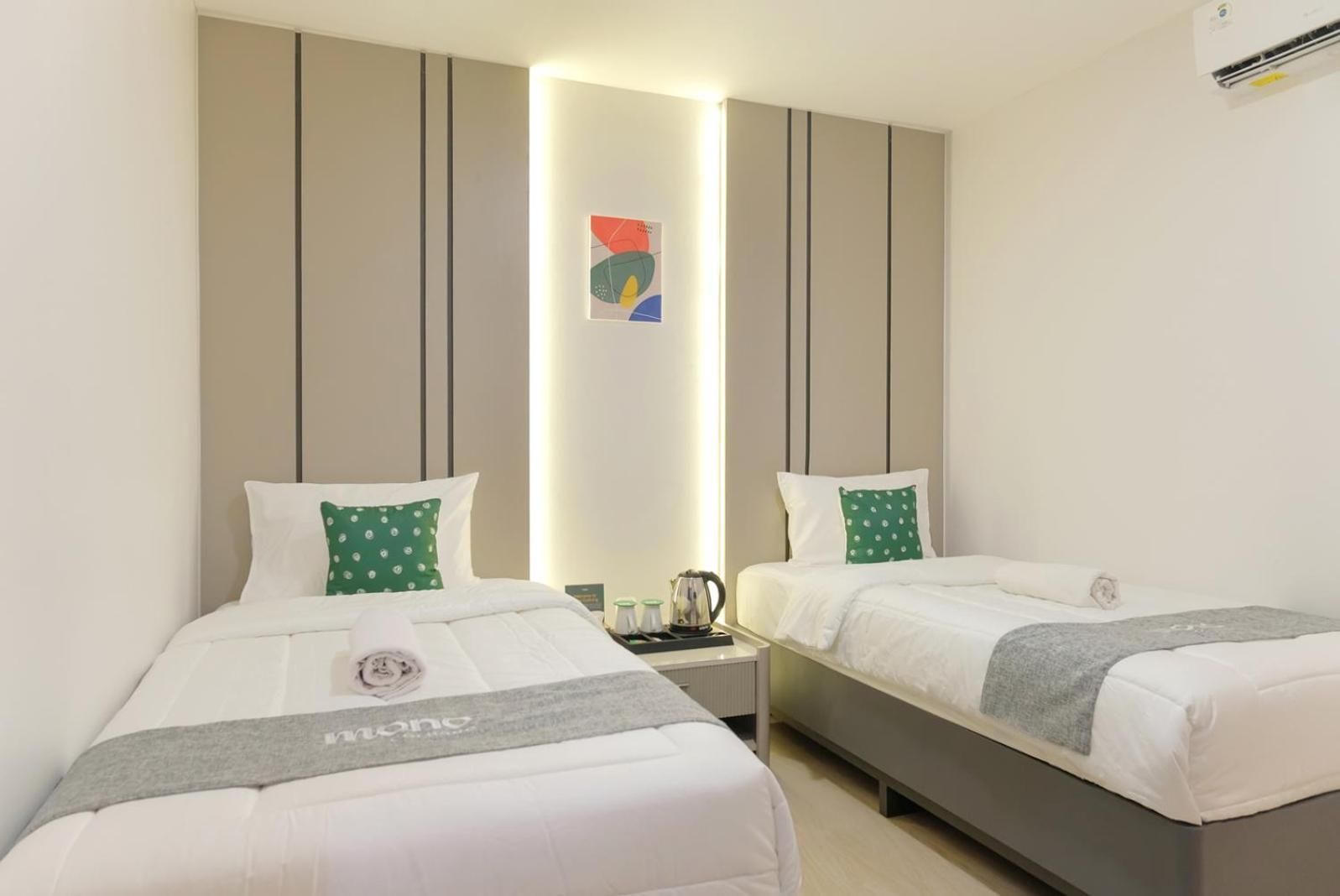 Twin Room with Shared Bathroom