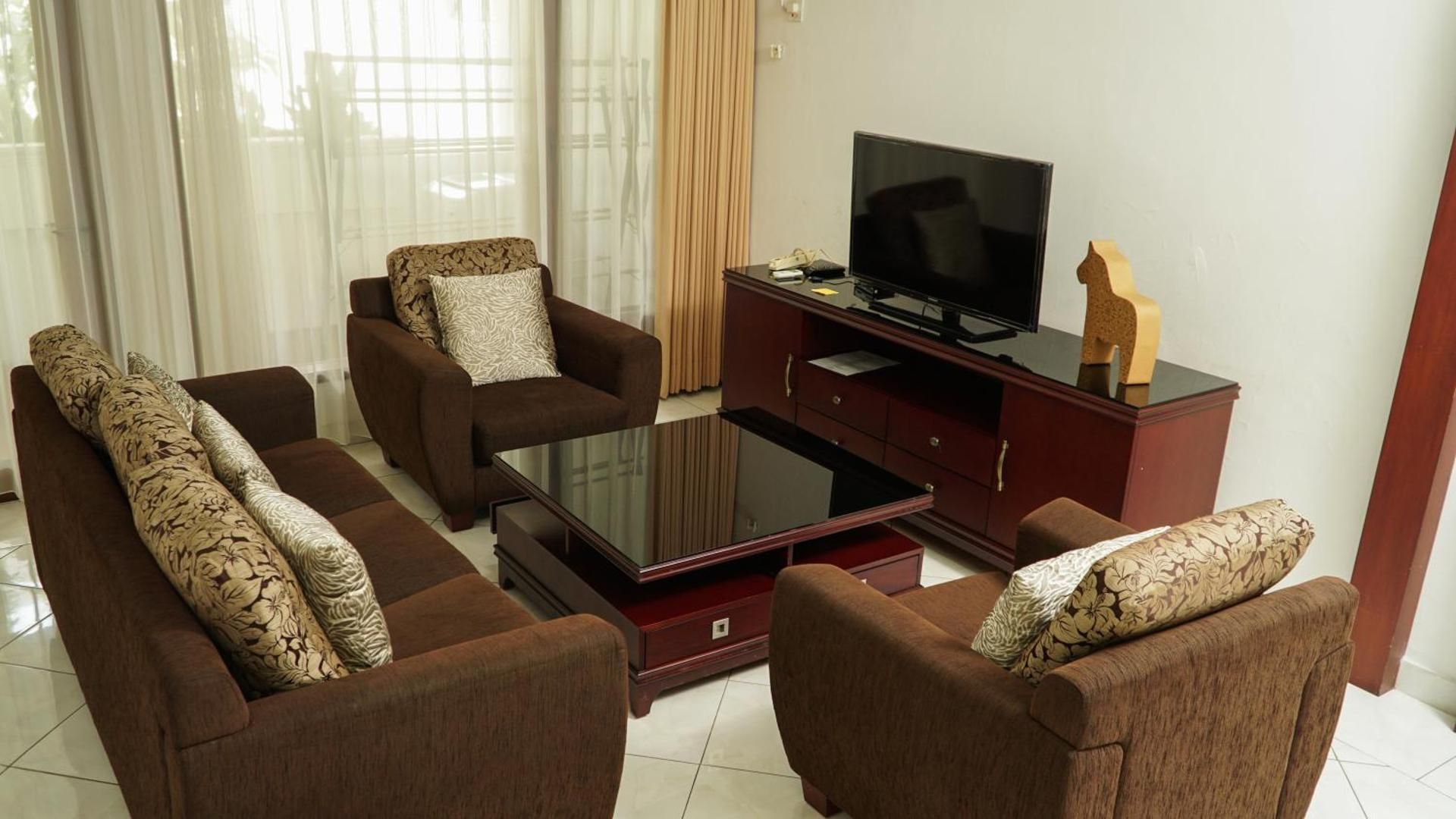 One-Bedroom Apartment with Balcony