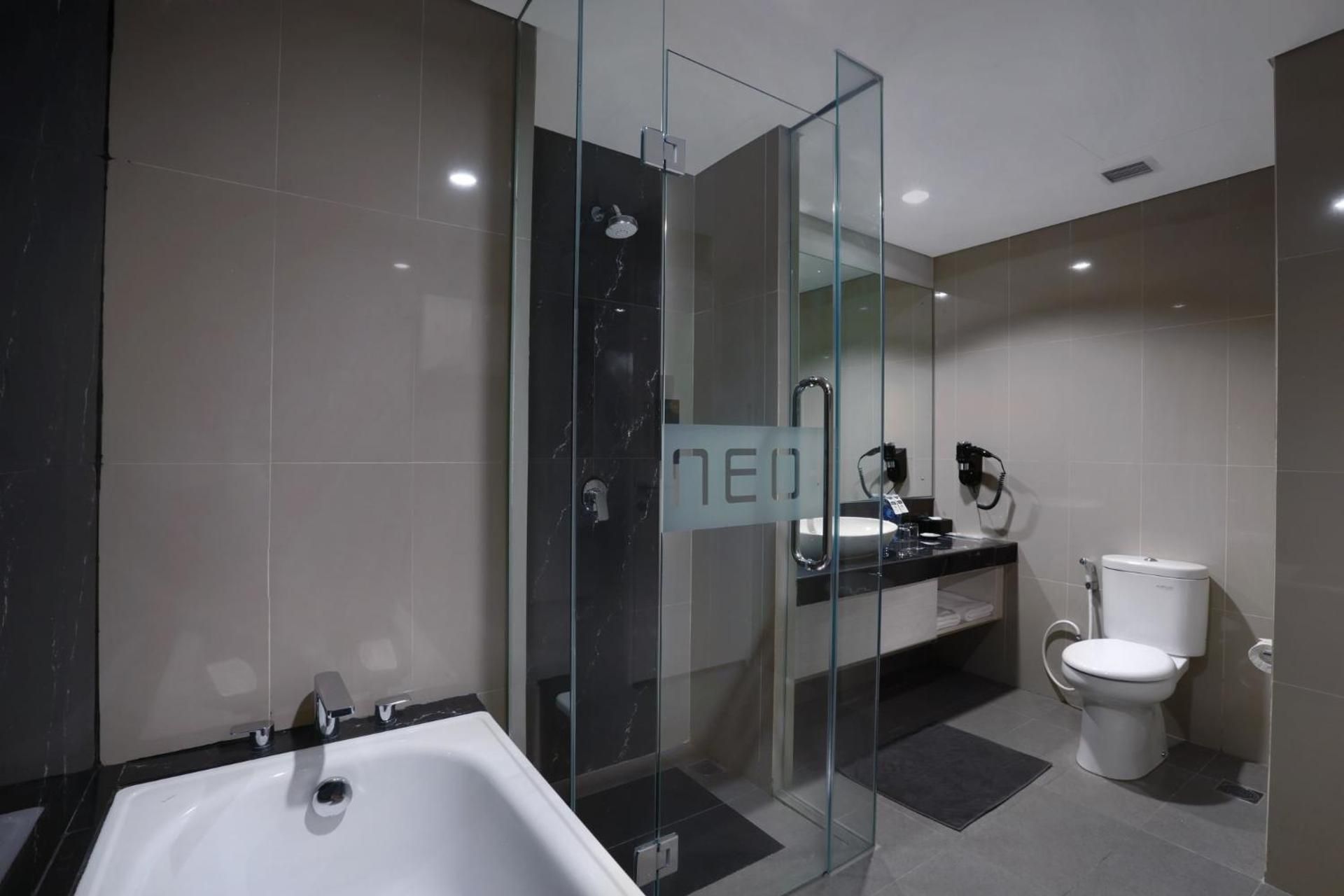 Hotel Neo+ Kebayoran, Jakarta by ASTON Junior Suite 2