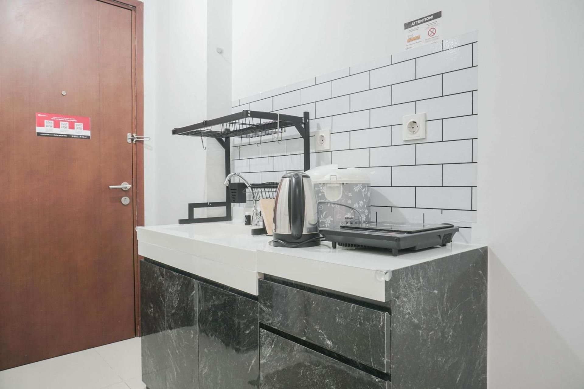 Studio Apartment