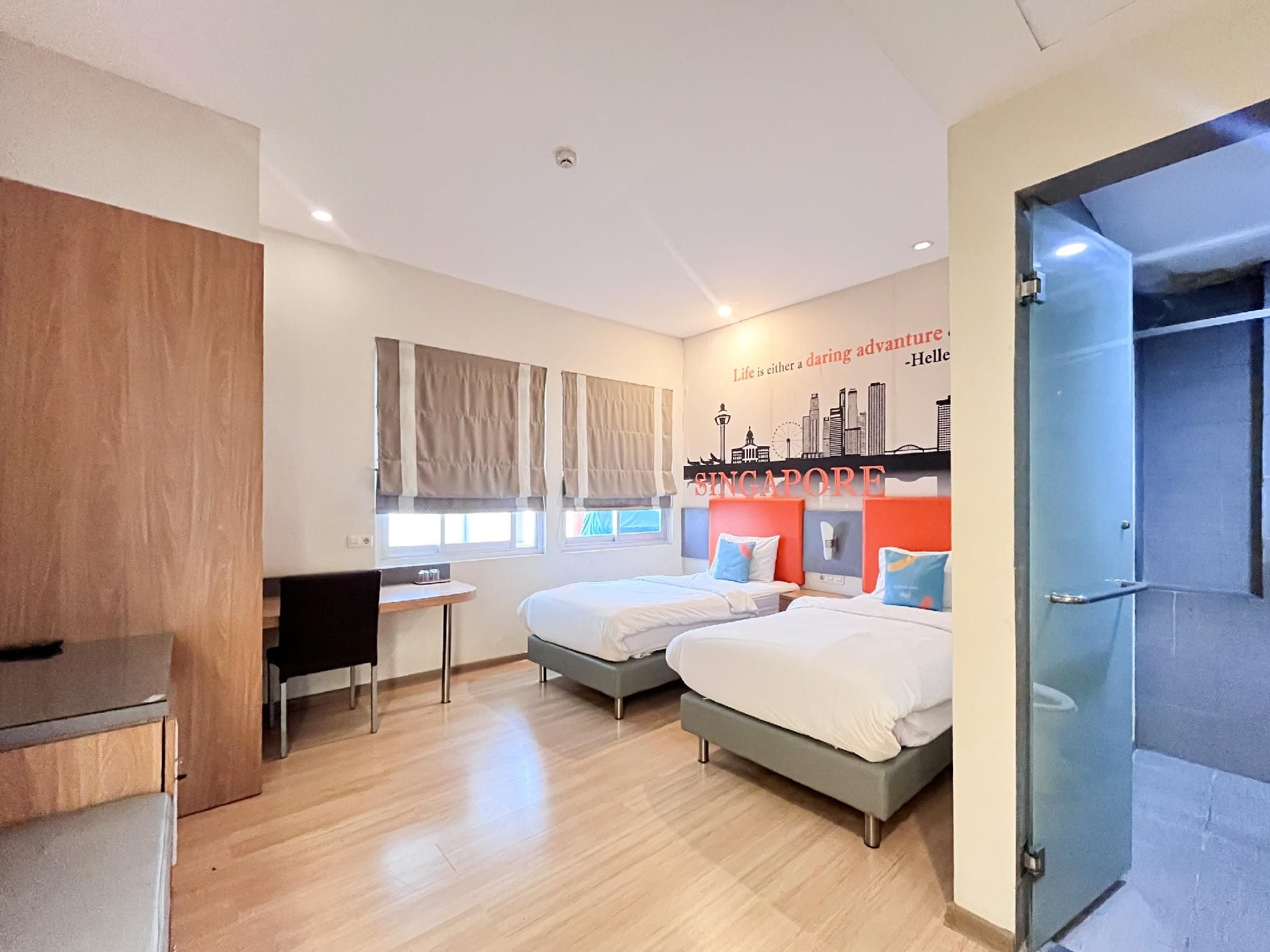 Deluxe Twin Room