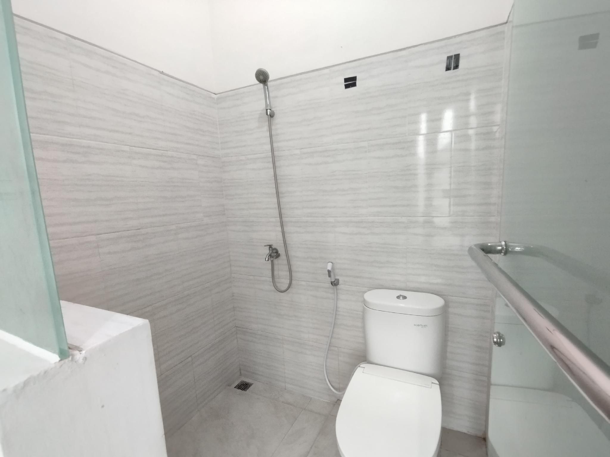 Superior Oriental Modern Themed Twin Room - Non-Smoking
