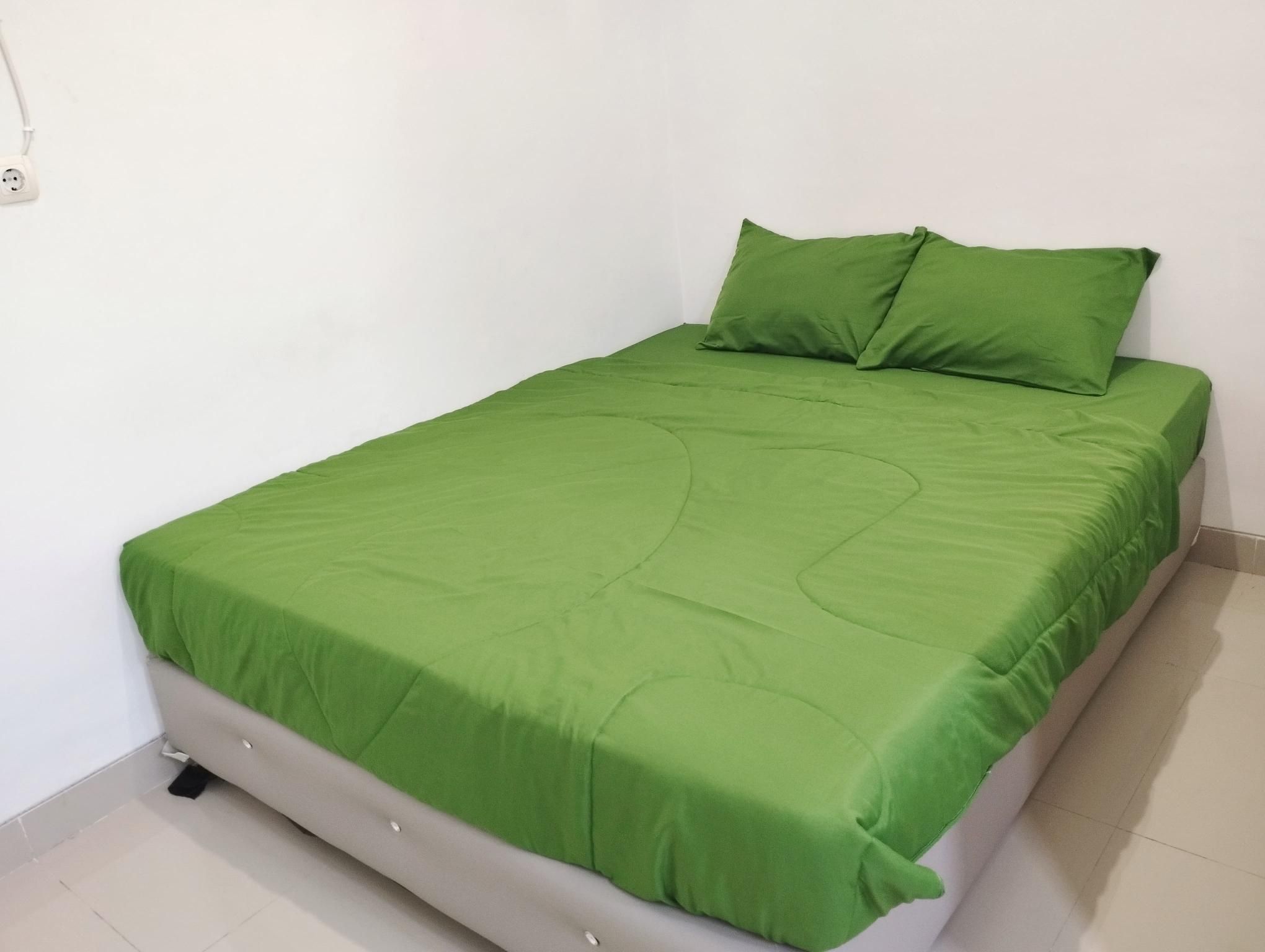One-Bedroom Queen