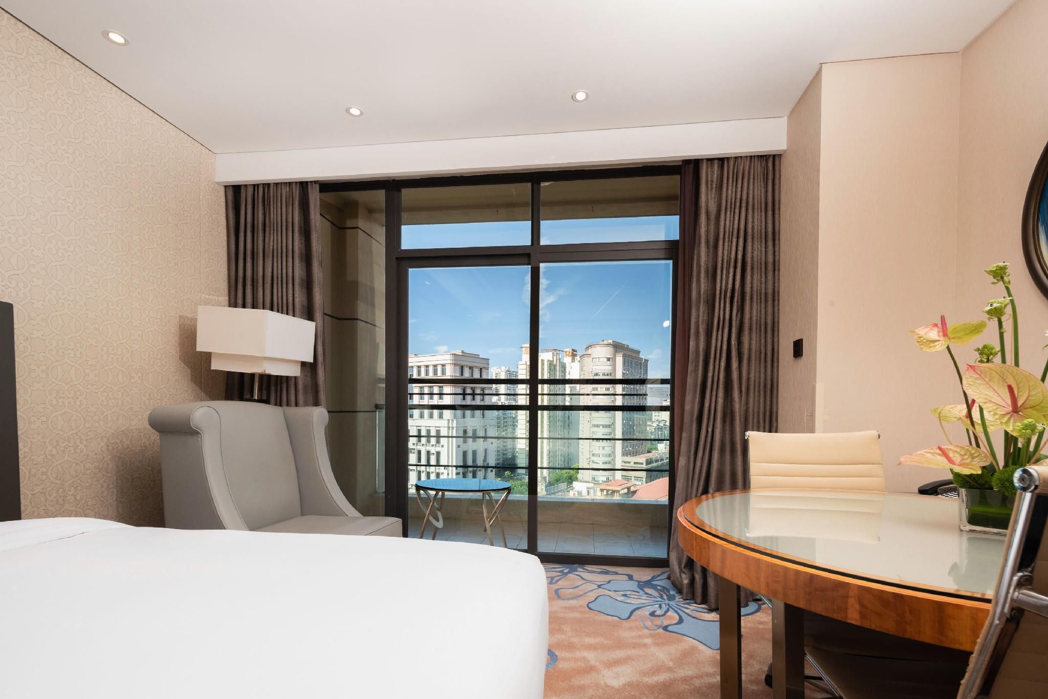 Deluxe Twin Room with City View