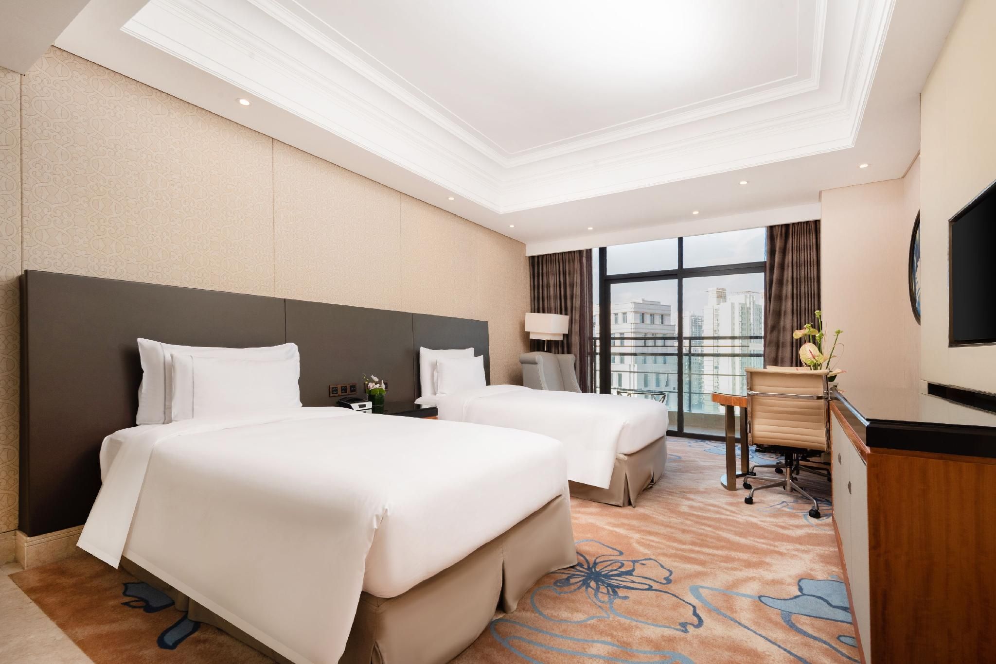 Deluxe Twin Room with City View