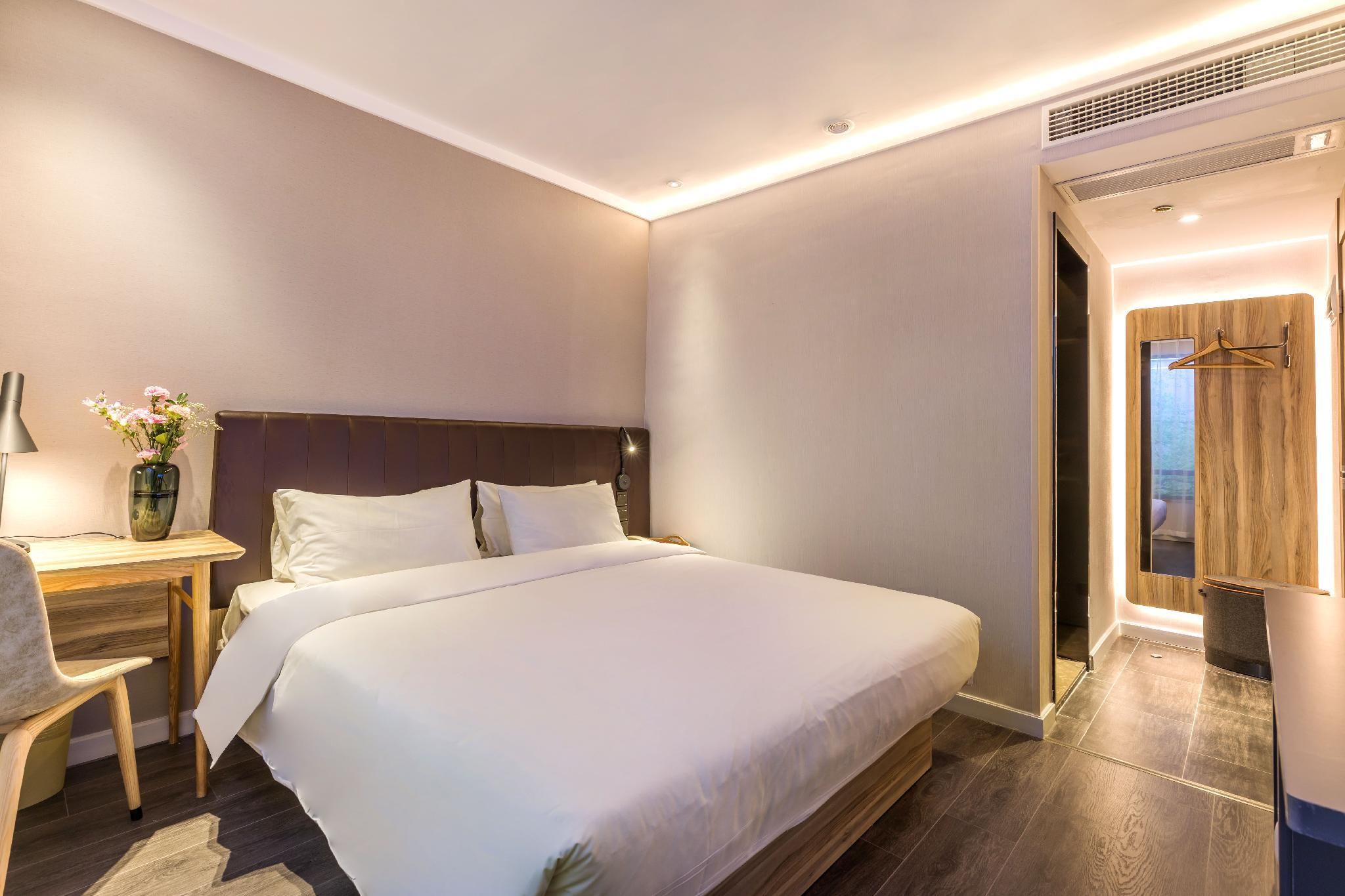 Huazhu - Business Bed Room