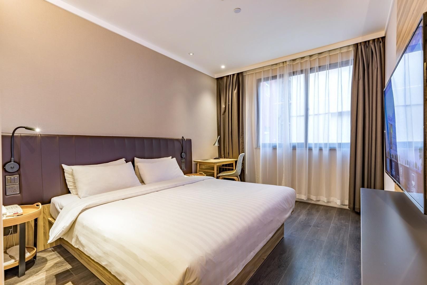 Huazhu - Superior BedRoom