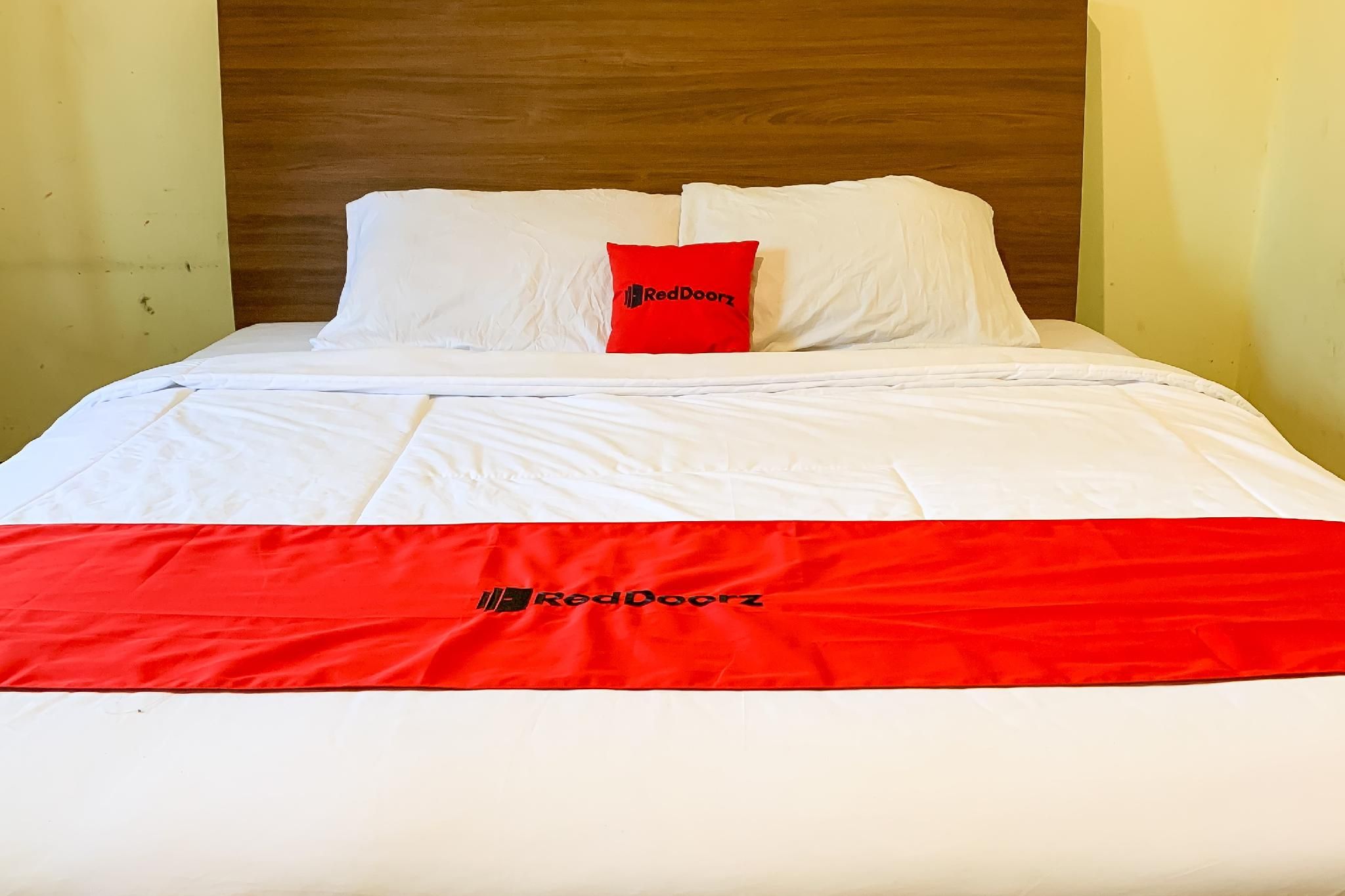 RedDoorz near RSUD R. Syamsudin Sukabumi Standard Room 3