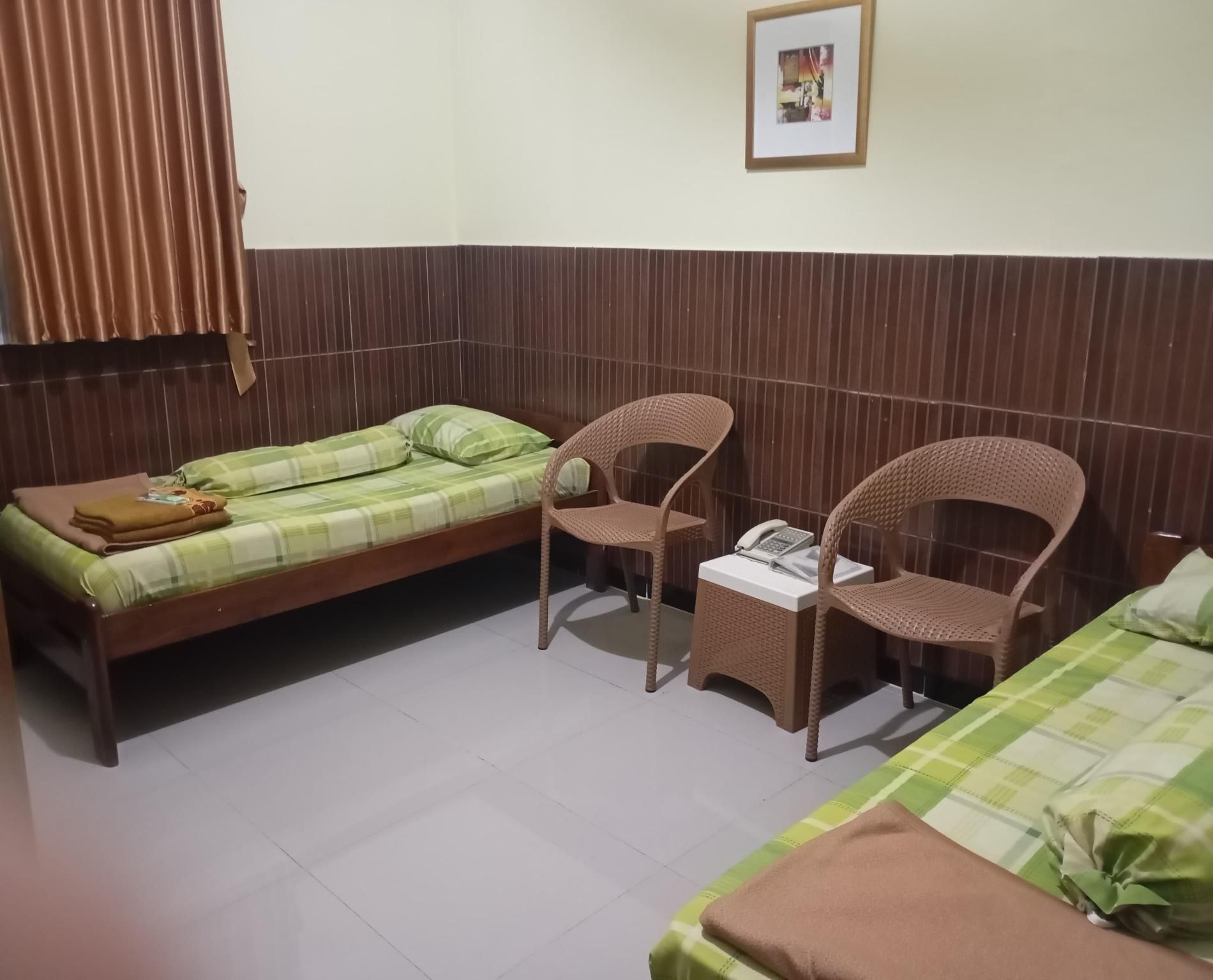 Hotel Sakinah Syariah Standard: 2 Beds 2