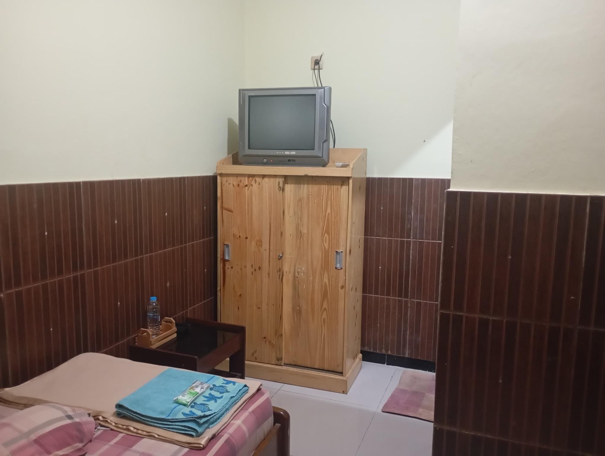 Hotel Sakinah Syariah Small Room 1 Single Bed 2