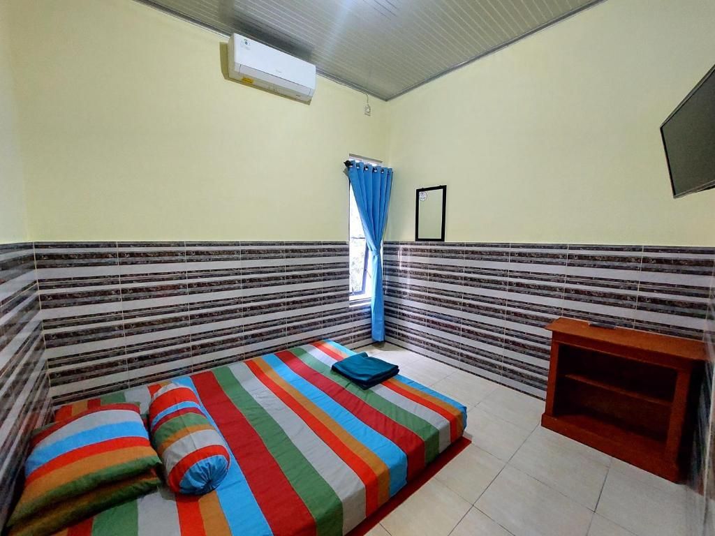 Double Room with Shared Bathroom