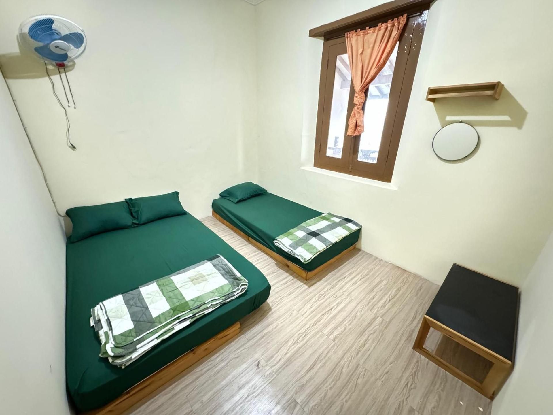 Twin Room with Shared Bathroom