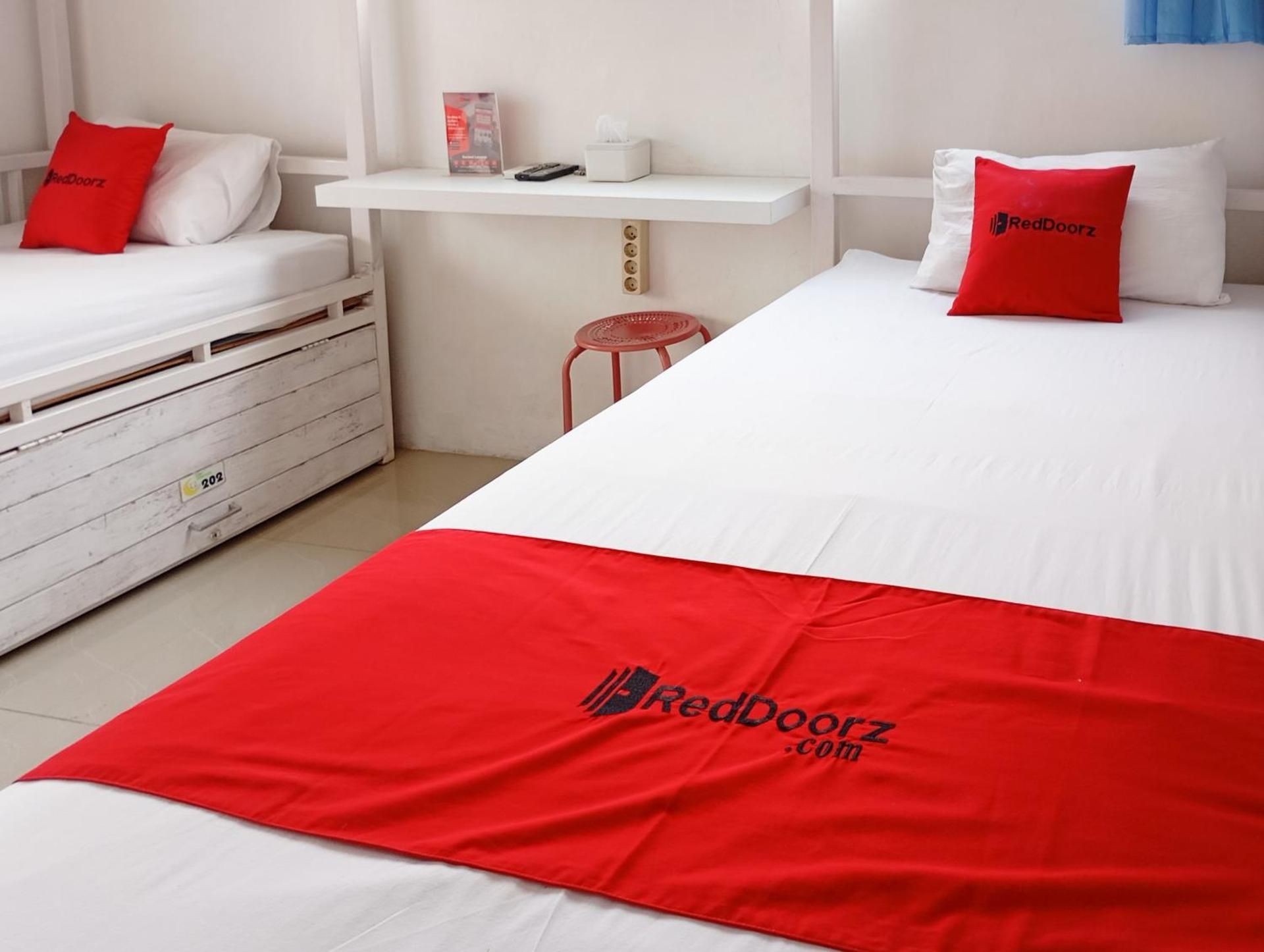4-Bed Mixed Dormitory Room